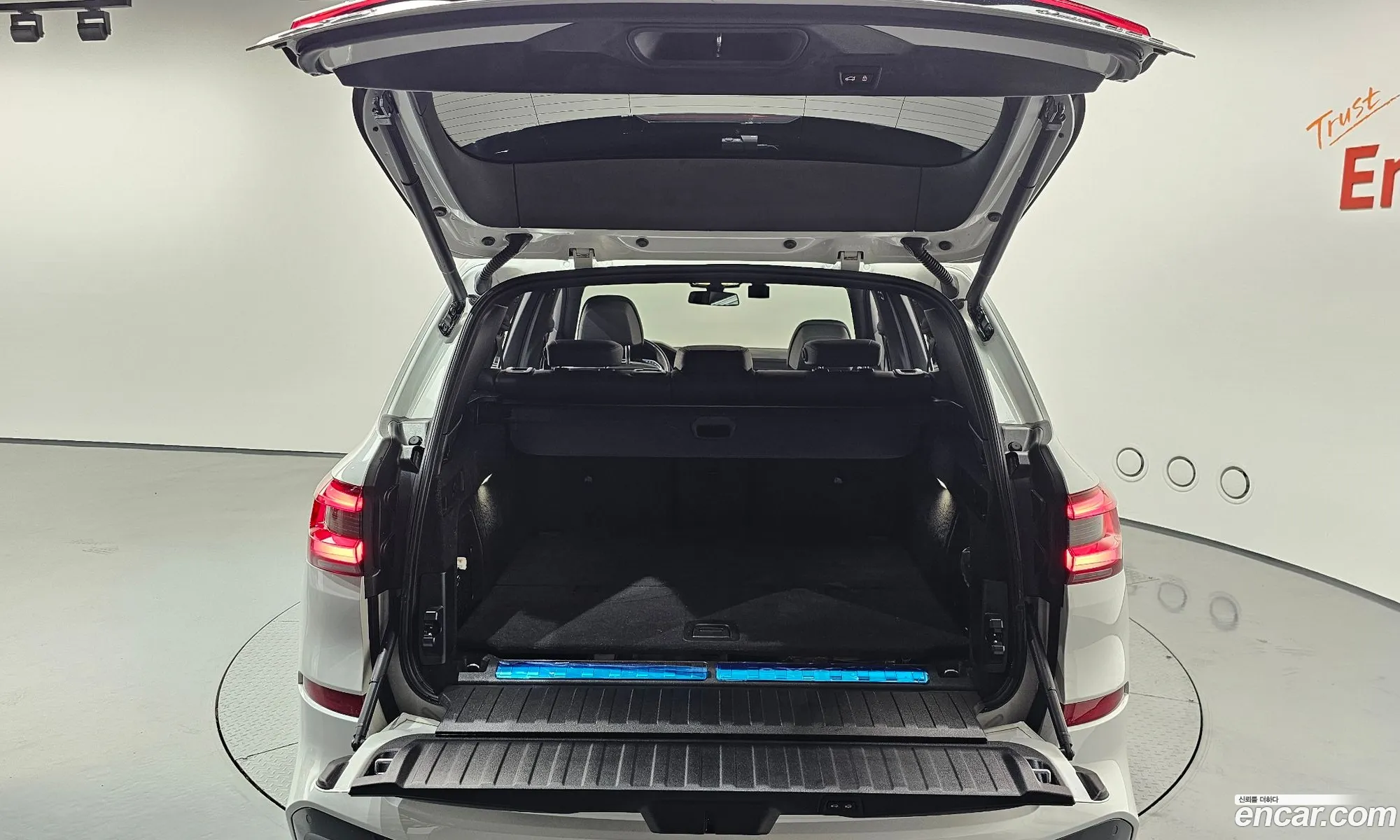 BMW X5 2023 WBATA6103P9P46229 — 3