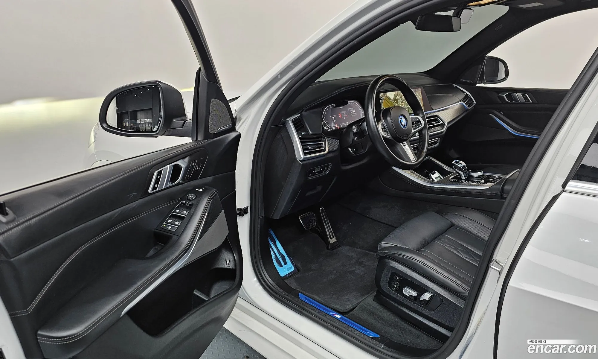 BMW X5 2023 WBATA6103P9P46229 — 18