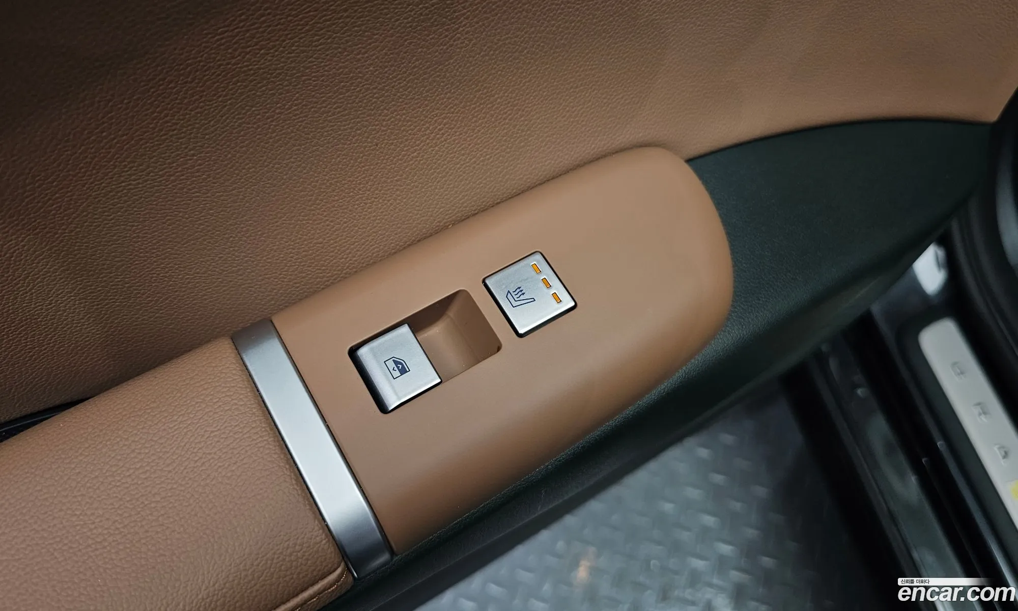 Hyundai Grandeur Hybrid 2025 — 18
