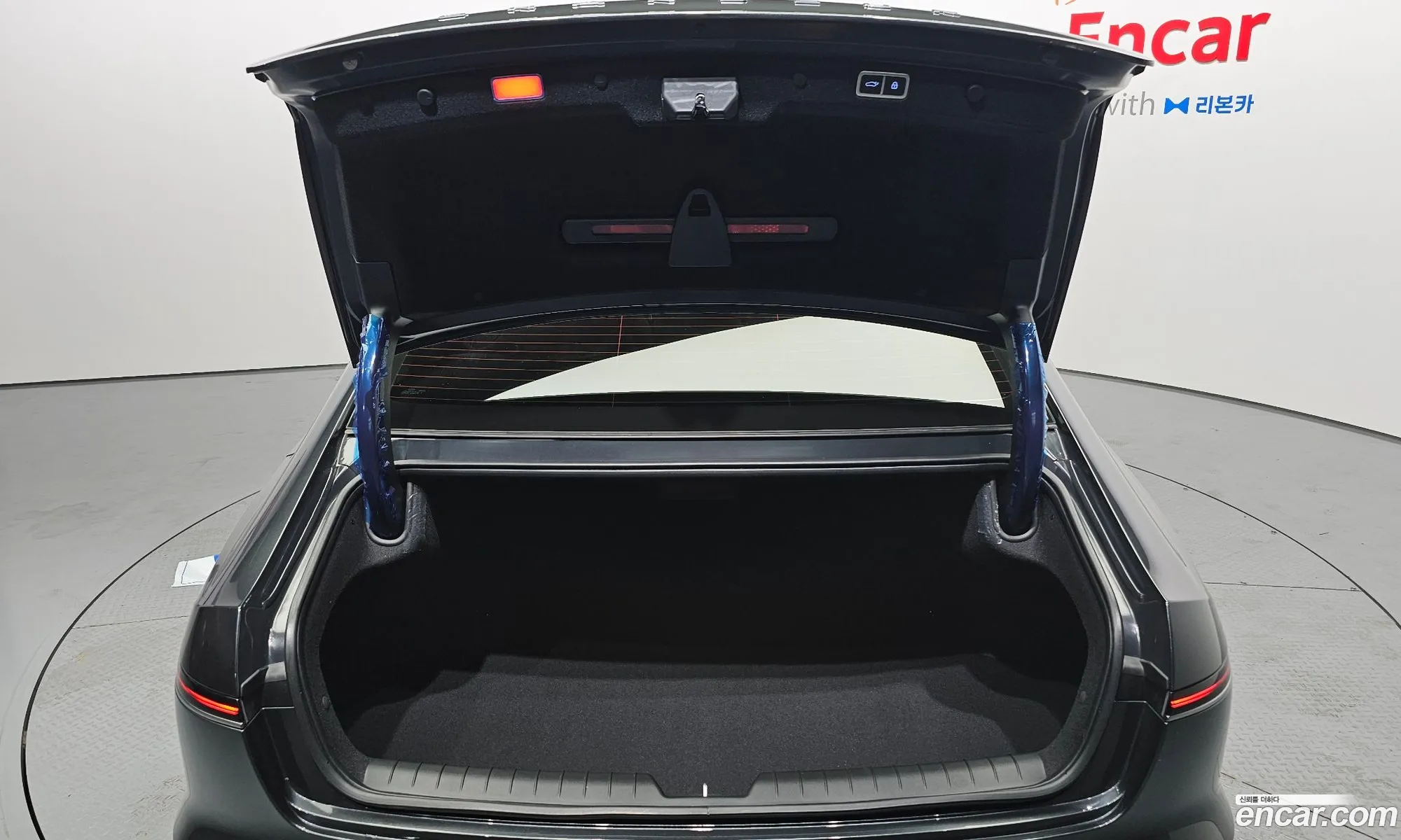 Hyundai Grandeur Hybrid 2025 — 12