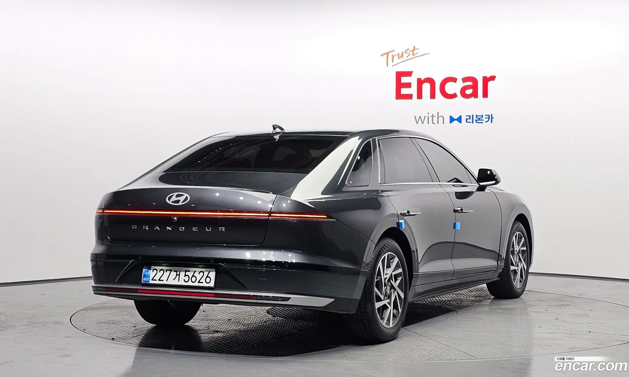 Hyundai Grandeur Hybrid 2025 — 11