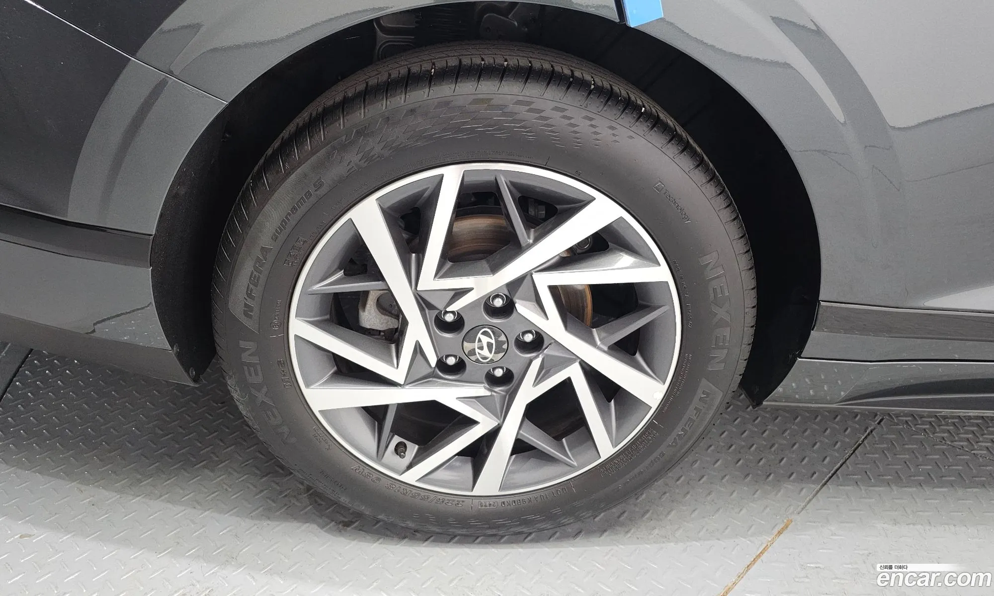 Hyundai Grandeur Hybrid 2025 — 29