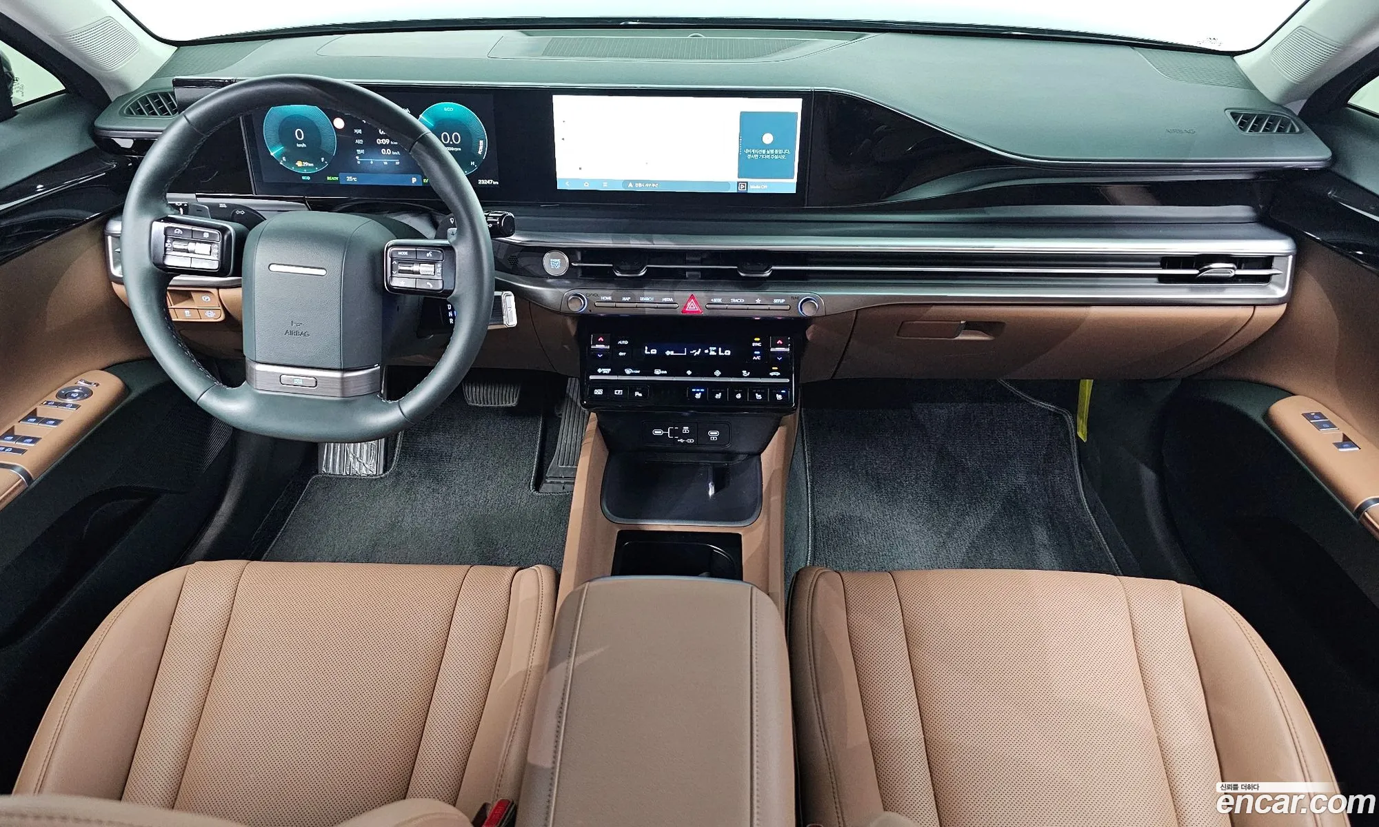 Hyundai Grandeur Hybrid 2025 — 24