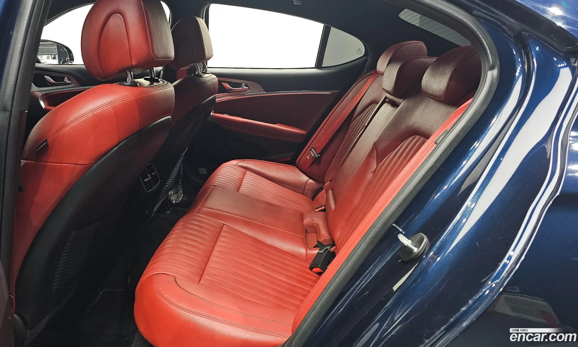 Genesis G70 2021 — 10