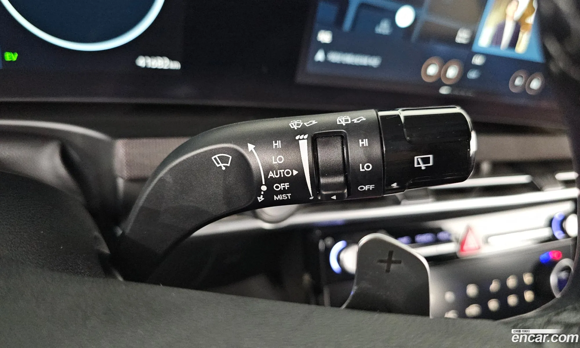 Hyundai Tucson Hybrid 2025 — 25