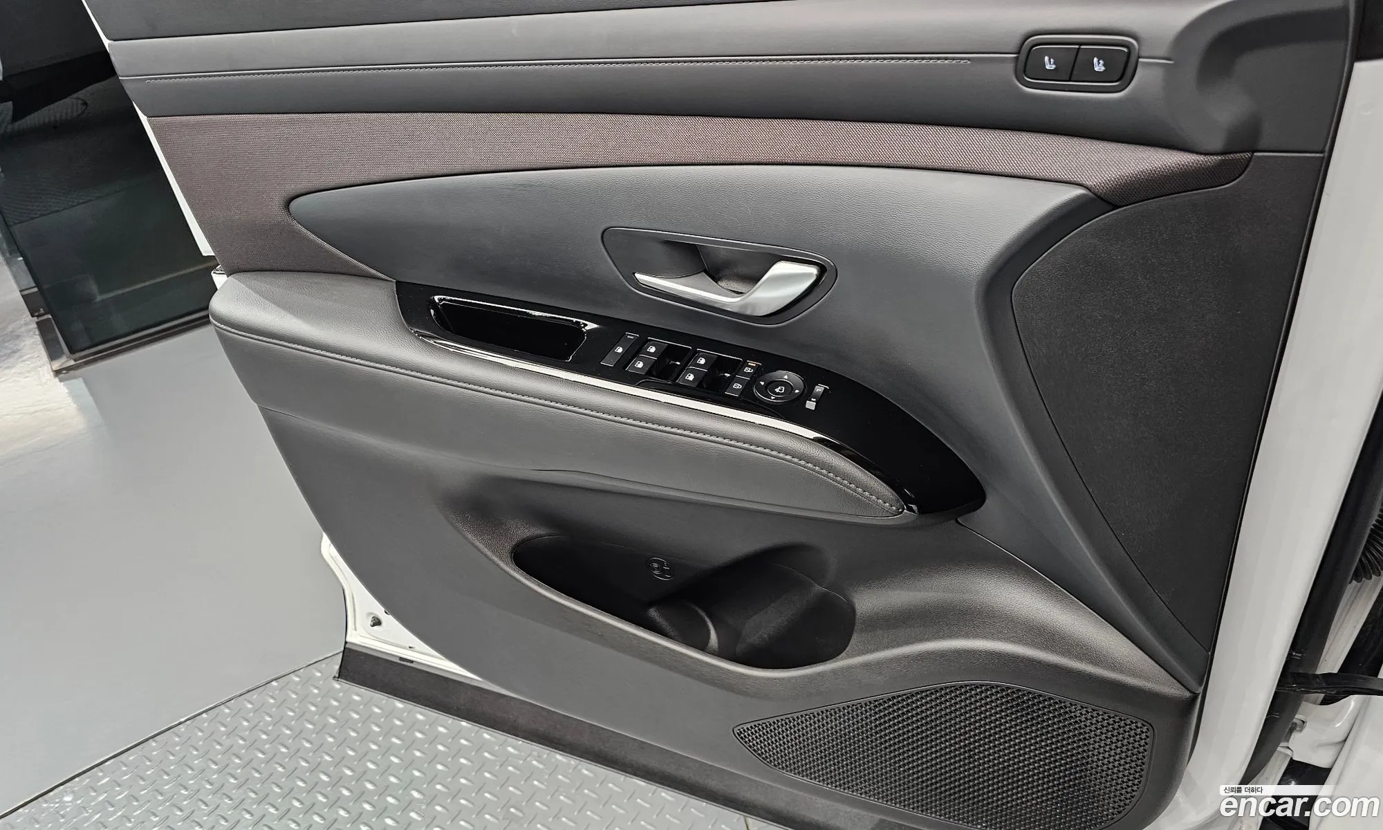 Hyundai Tucson Hybrid 2025 — 3