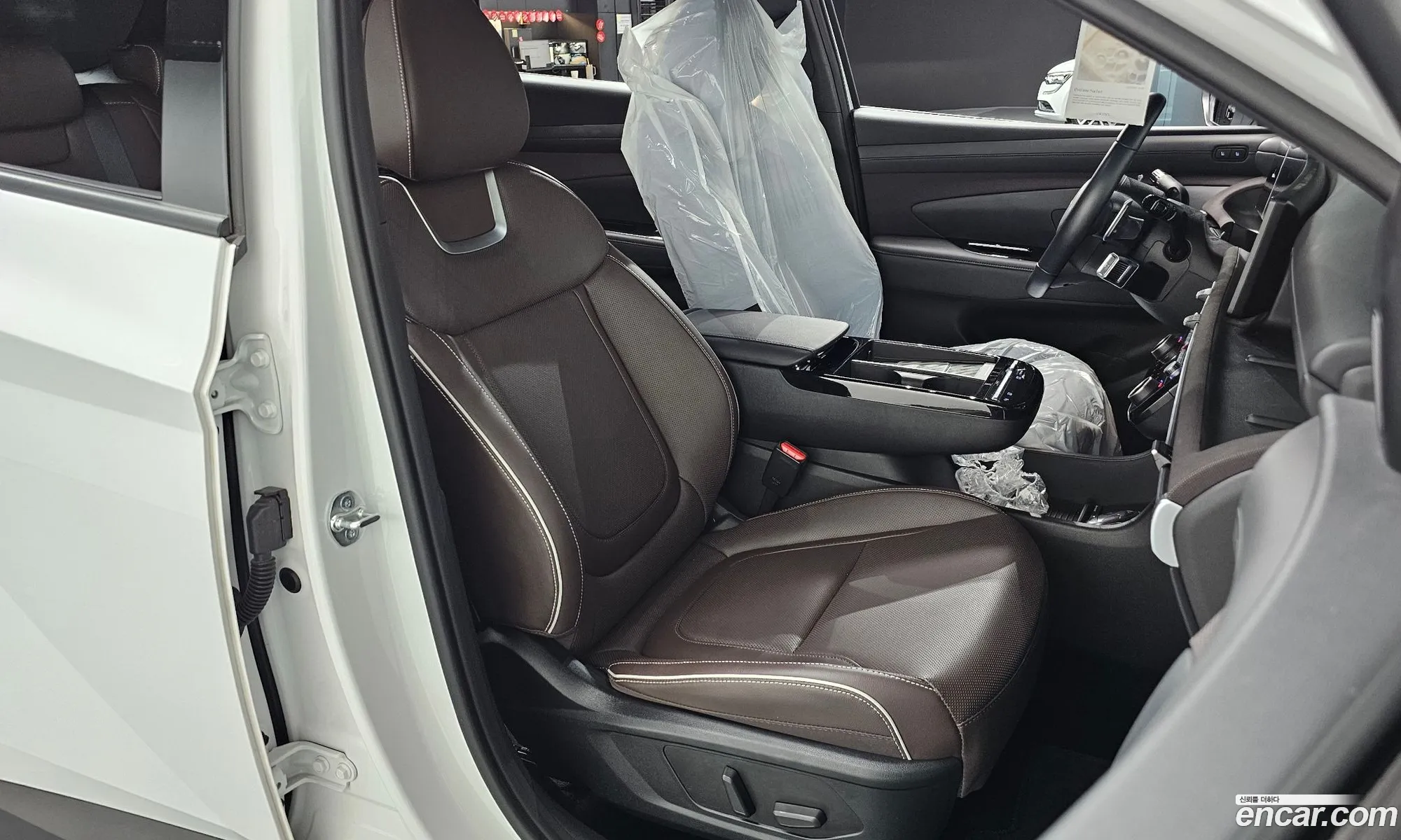 Hyundai Tucson Hybrid 2025 — 9