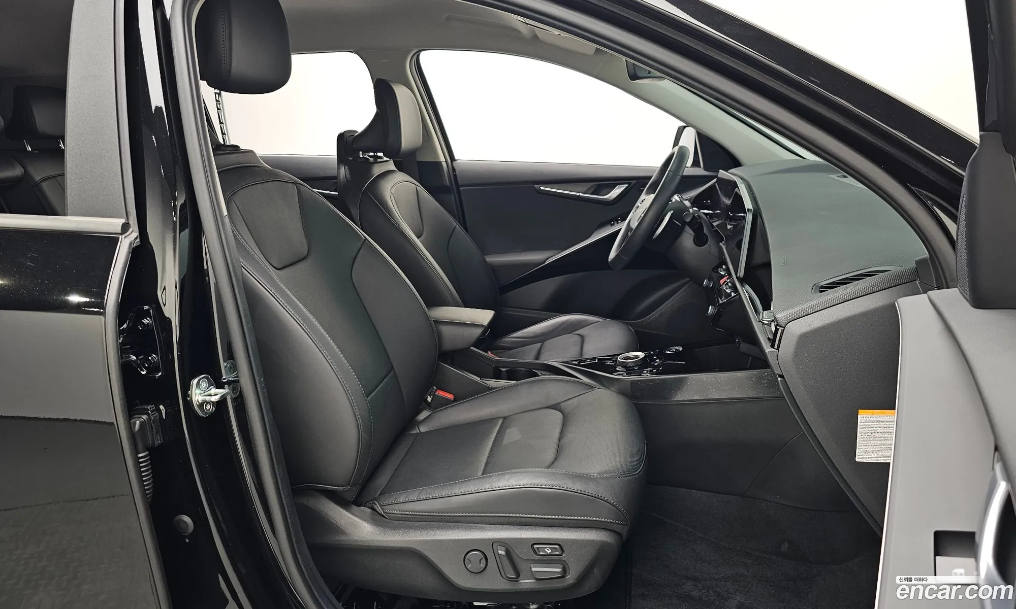 Kia Niro EV 2023 KNACP811FRA063958 — 24