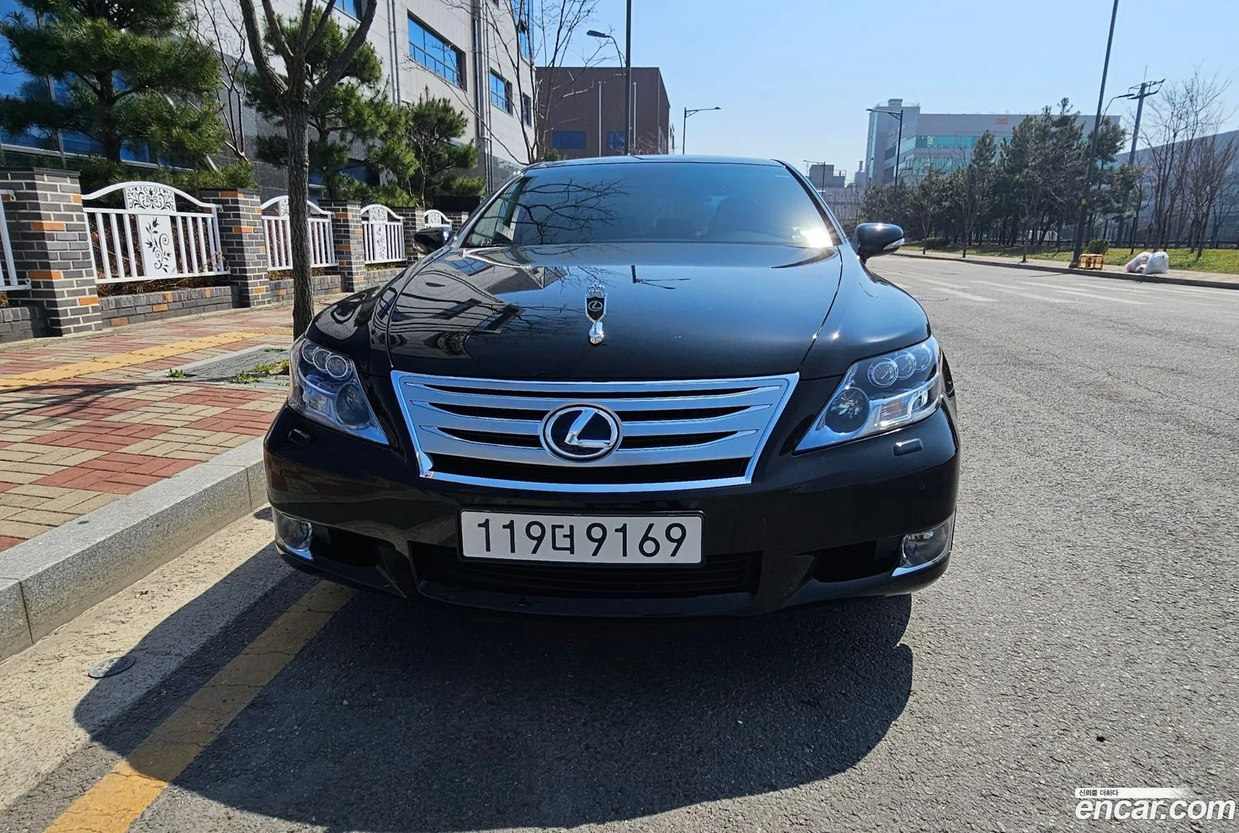 Lexus LS600hL 2011 — 5