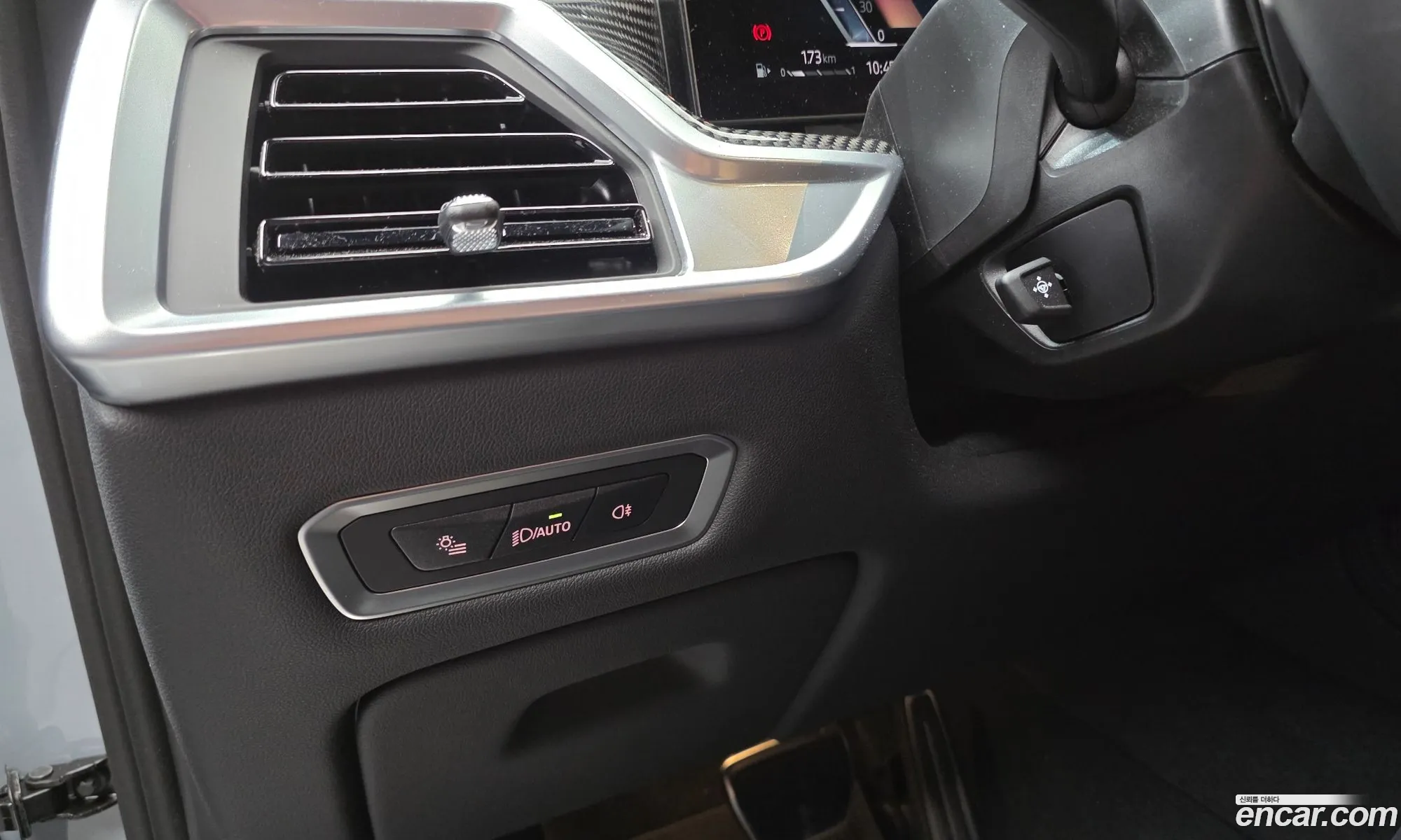 BMW X7 2025 — 18