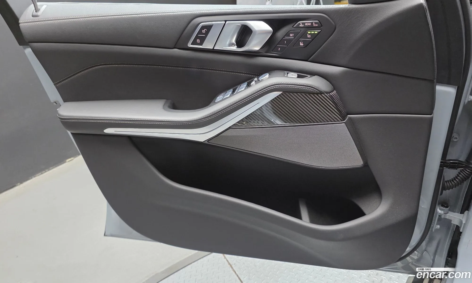 BMW X7 2025 — 7