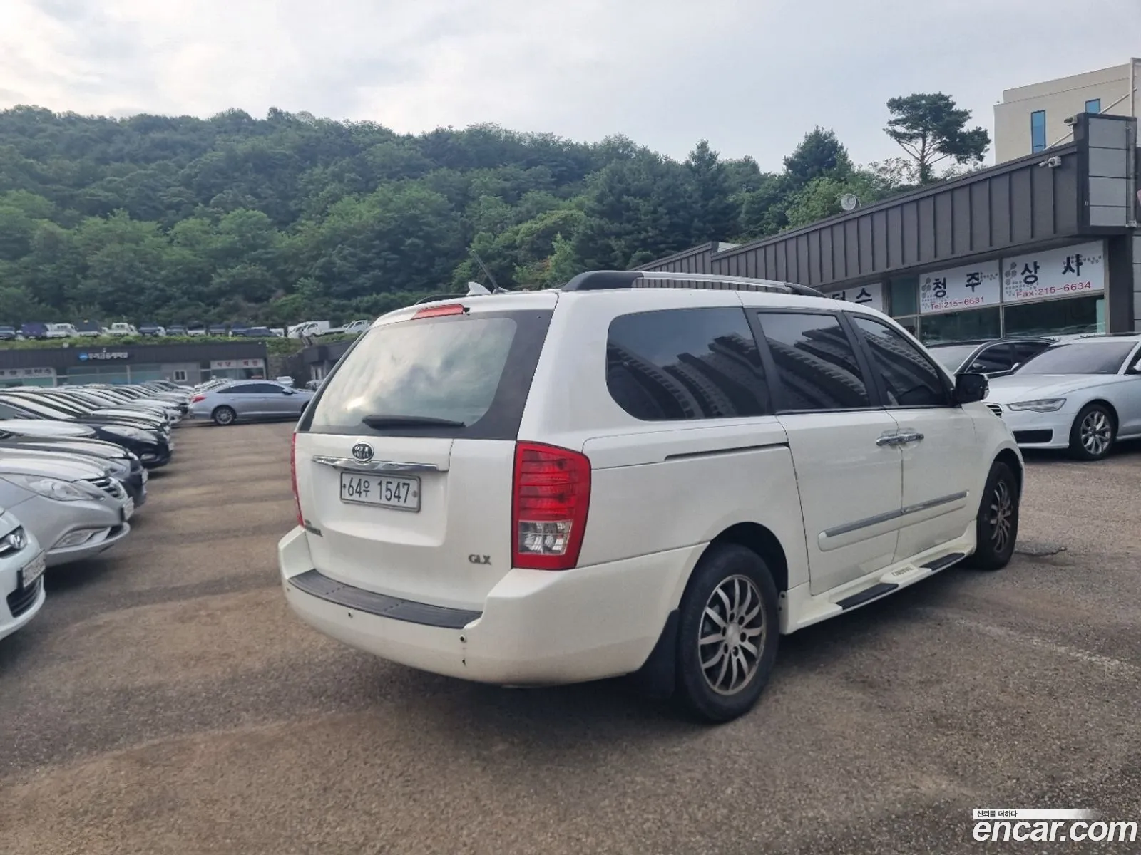 Kia Carnival R 2010 — 4