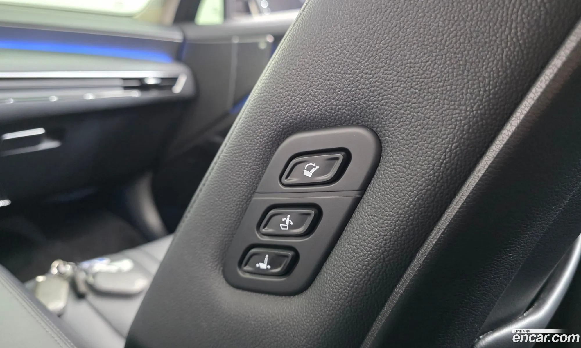 Kia K8 2024 — 17
