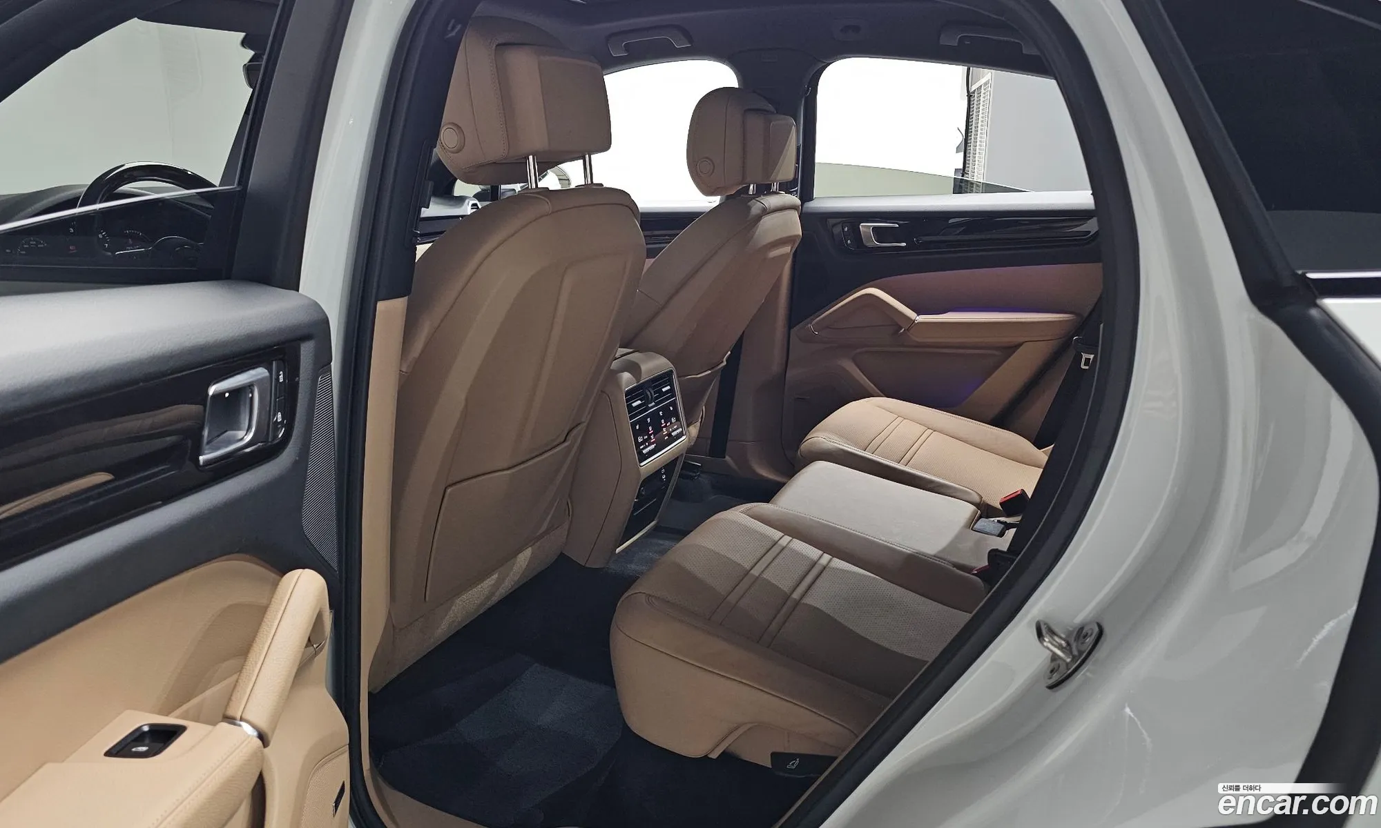 Porsche Cayenne 2022 WP1BA29Y3NDA68141 — 26