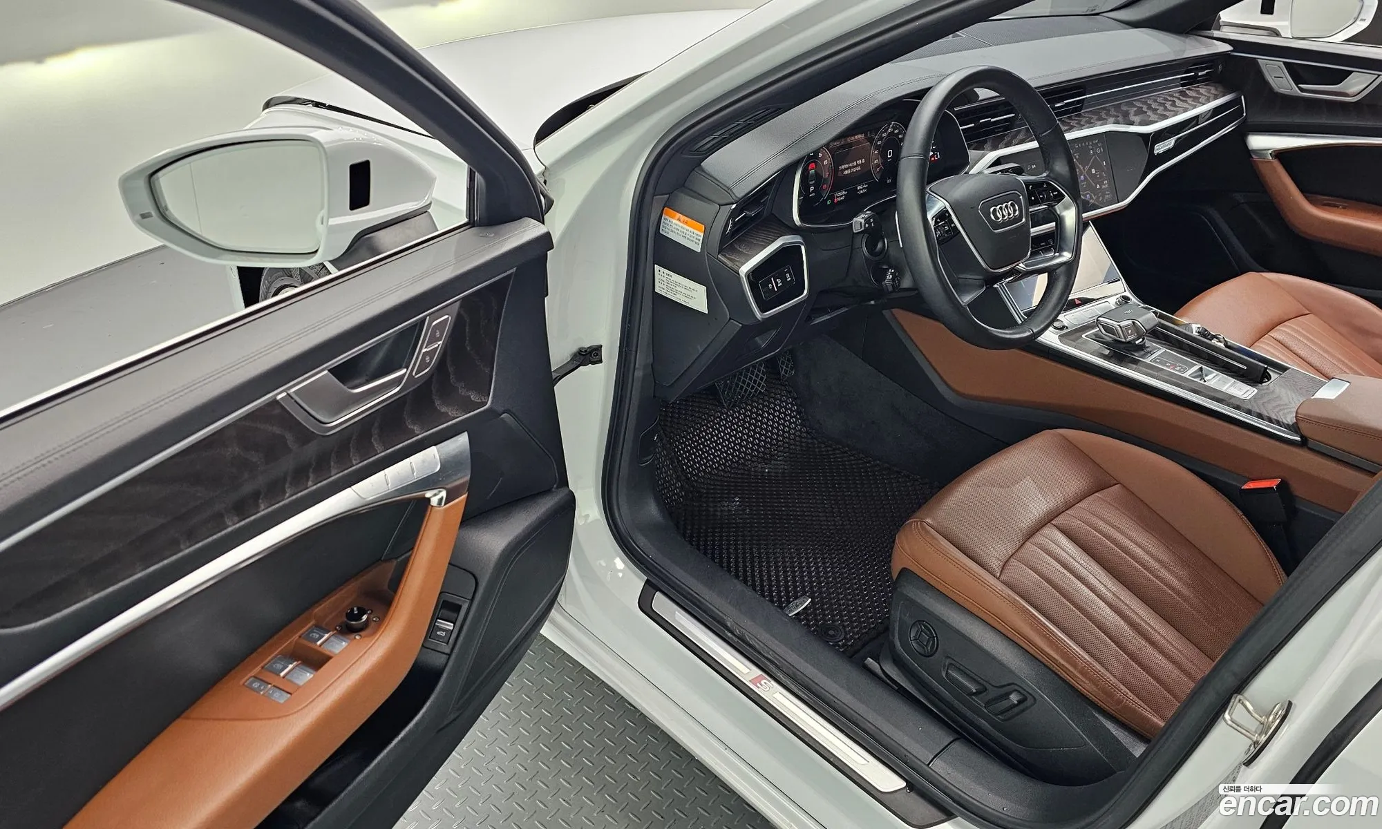 Audi A6 2022 WAUZZZF25PN015629 — 9