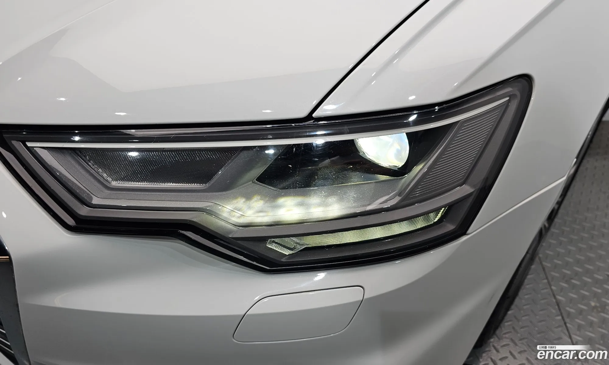 Audi A6 2022 WAUZZZF25PN015629 — 30