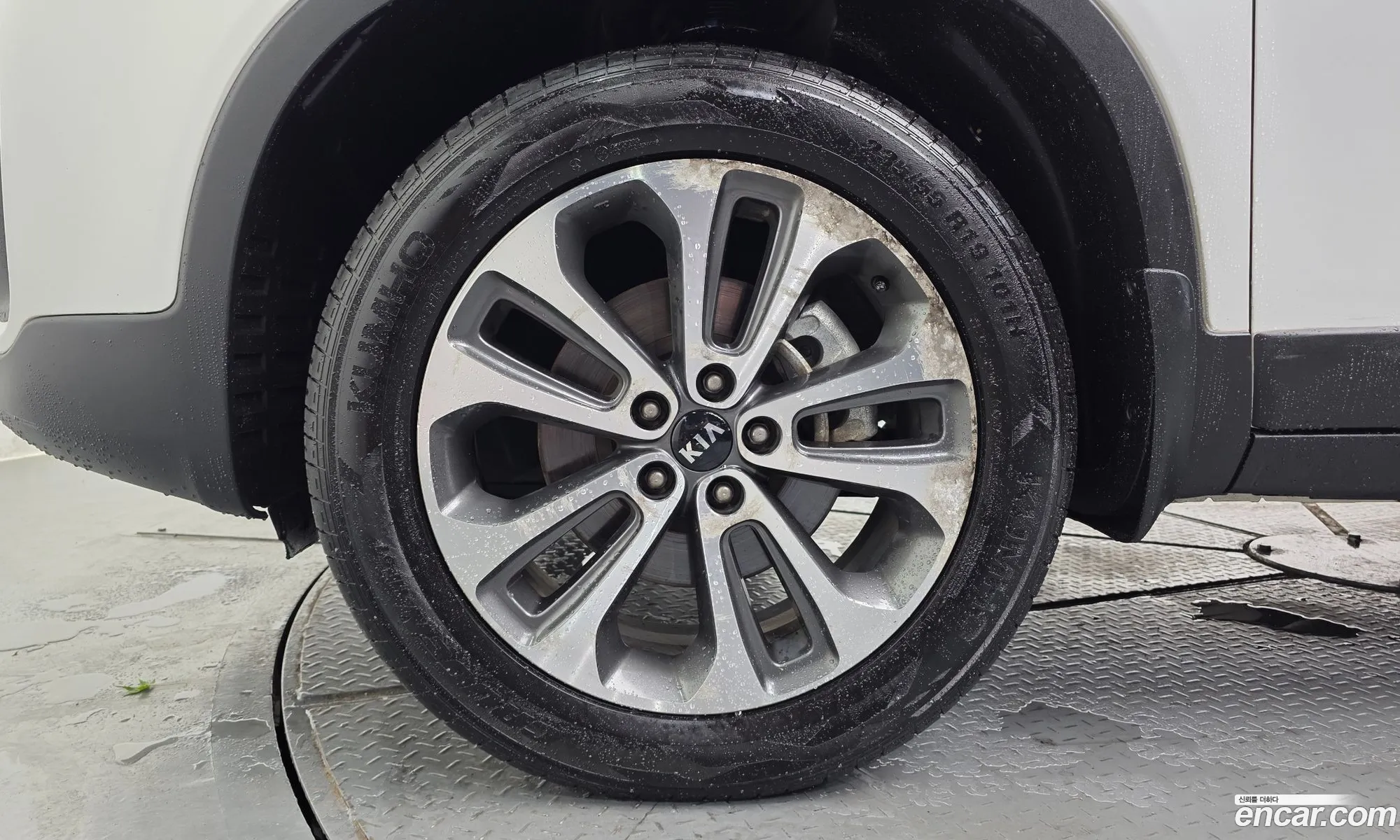 Kia Sorento R 2012 — 3