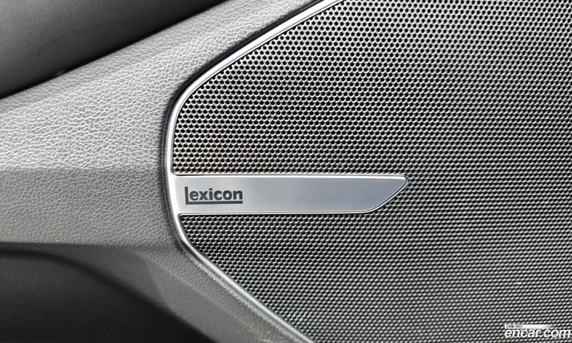Genesis EQ900 2017 — 7