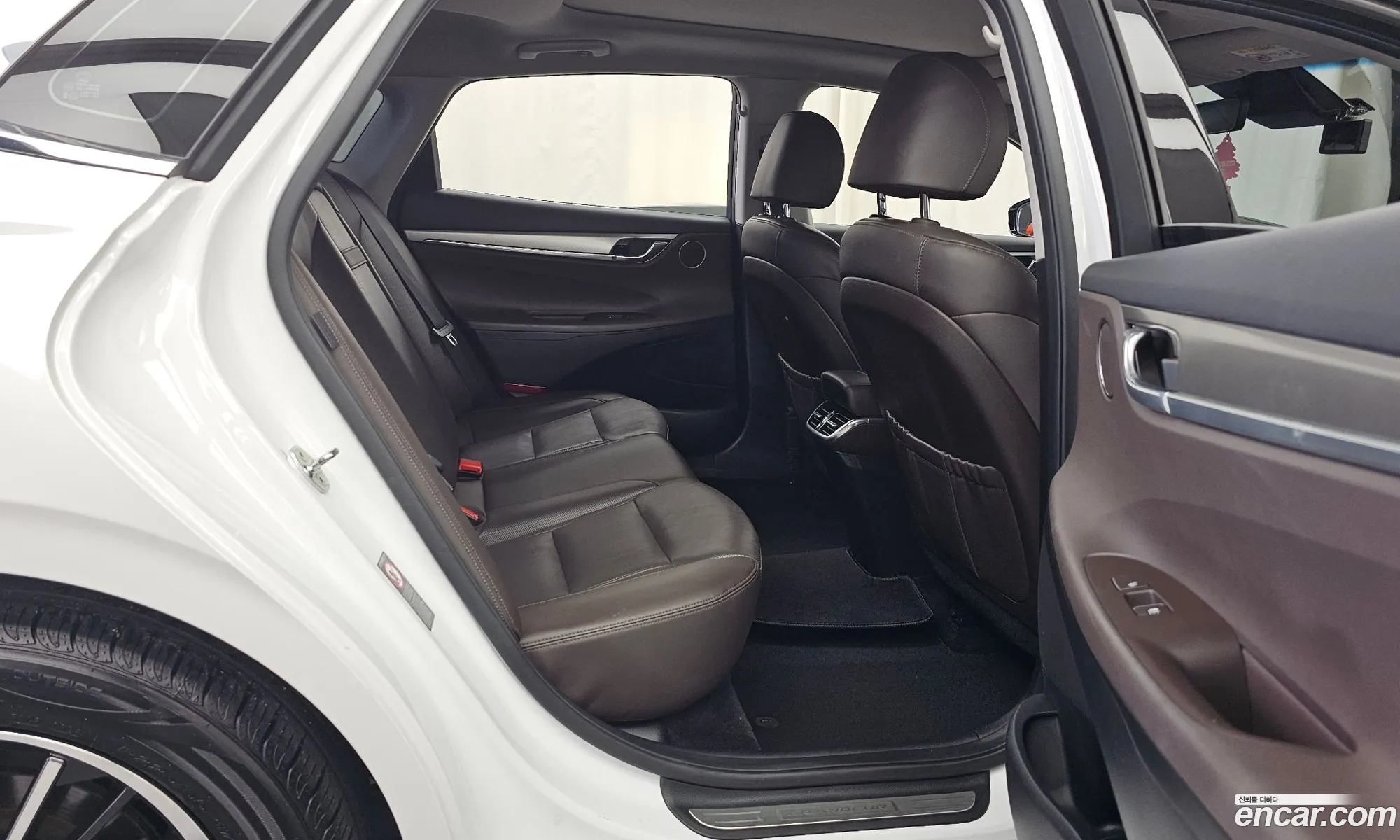 Hyundai Grandeur IG 2021 — 17