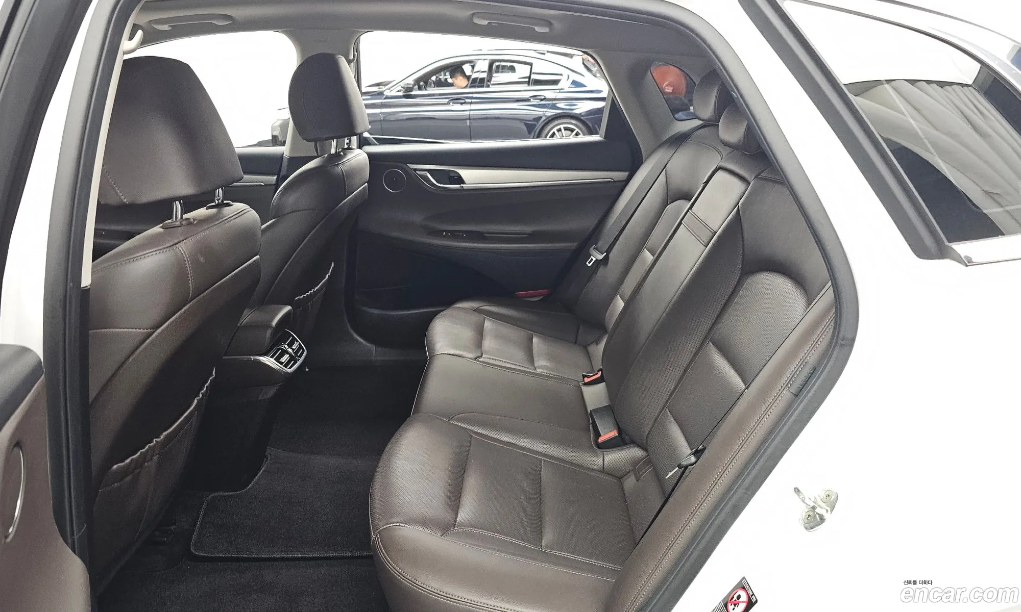 Hyundai Grandeur IG 2021 — 26