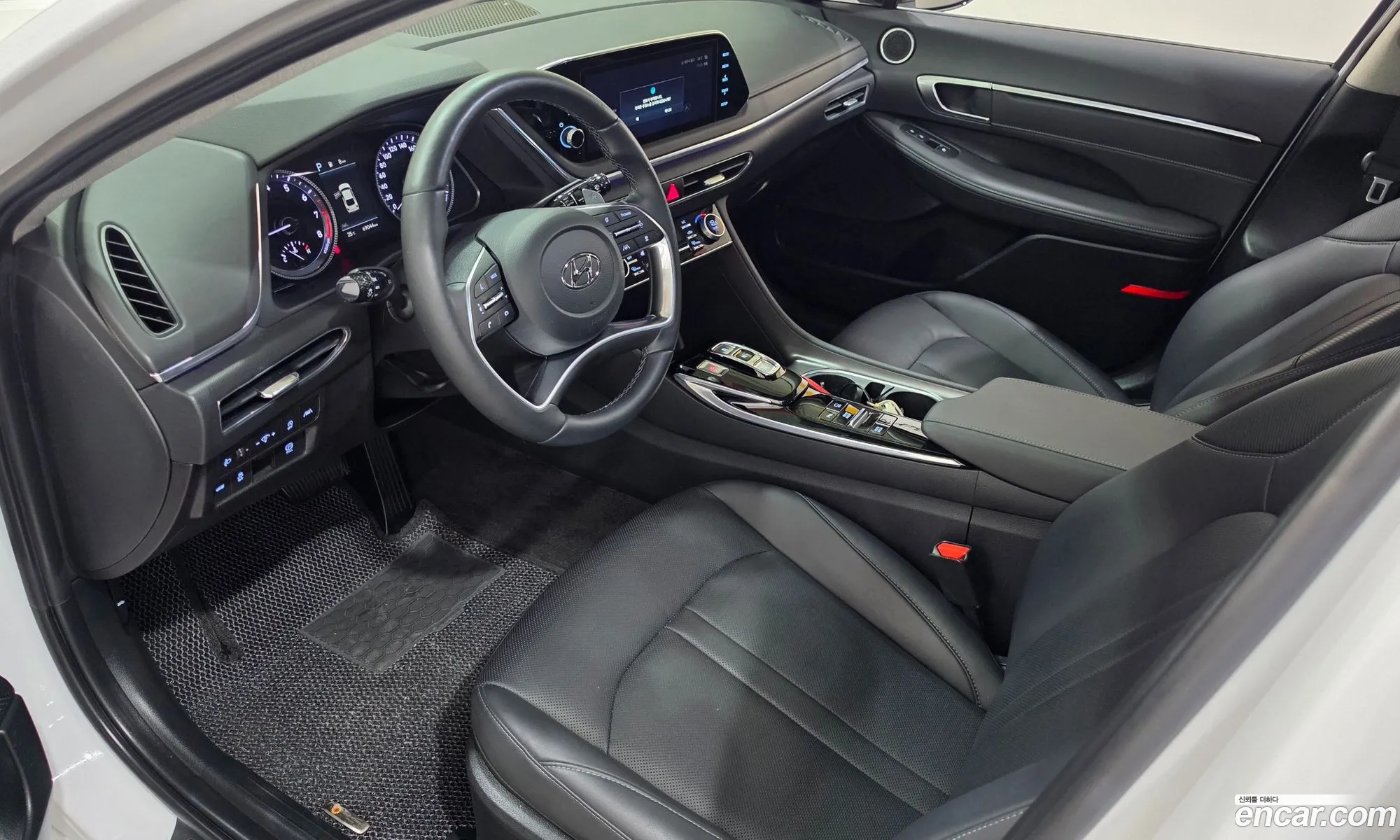 Hyundai Sonata 2022 — 14