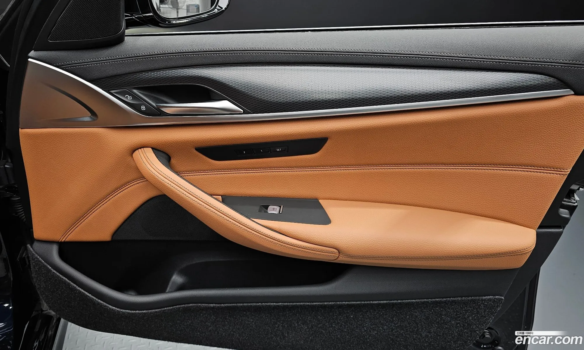 BMW 5 Series 2023 — 8