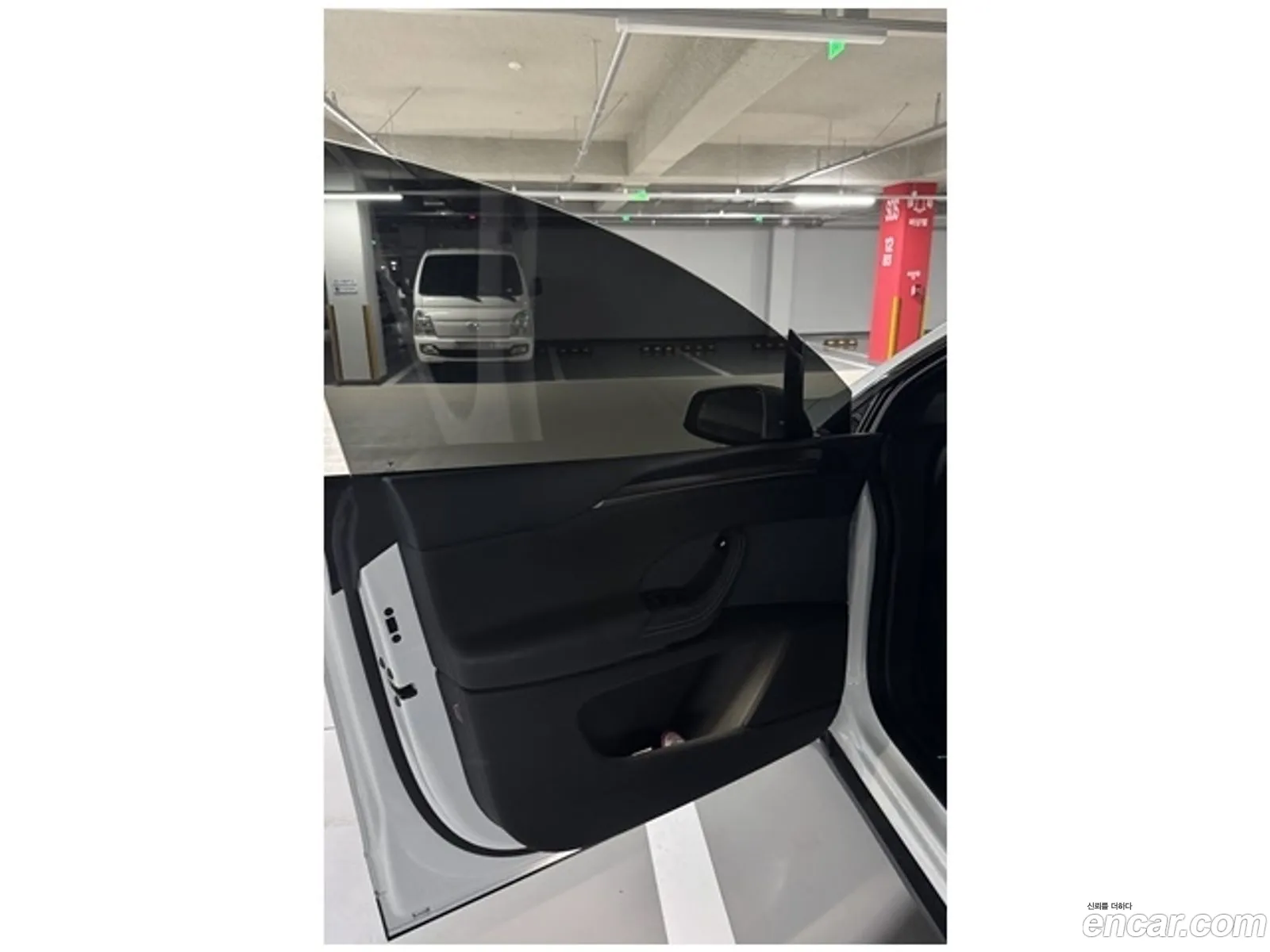 Tesla Model X 2024 — 8