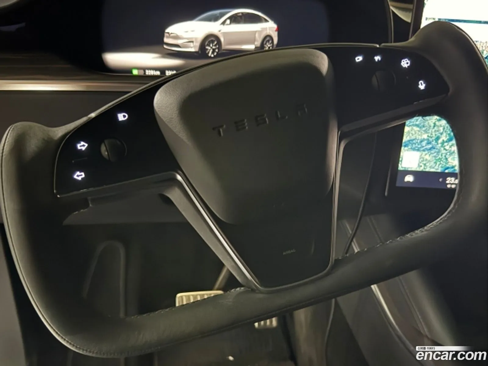 Tesla Model X 2024 — 9