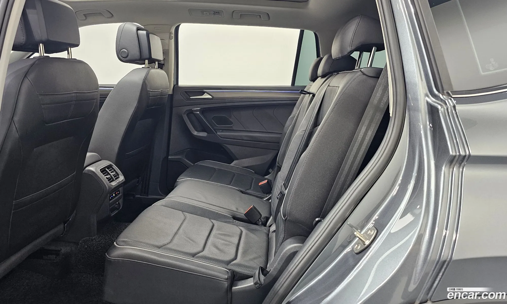 Volkswagen Tiguan Allspace 2023 — 23