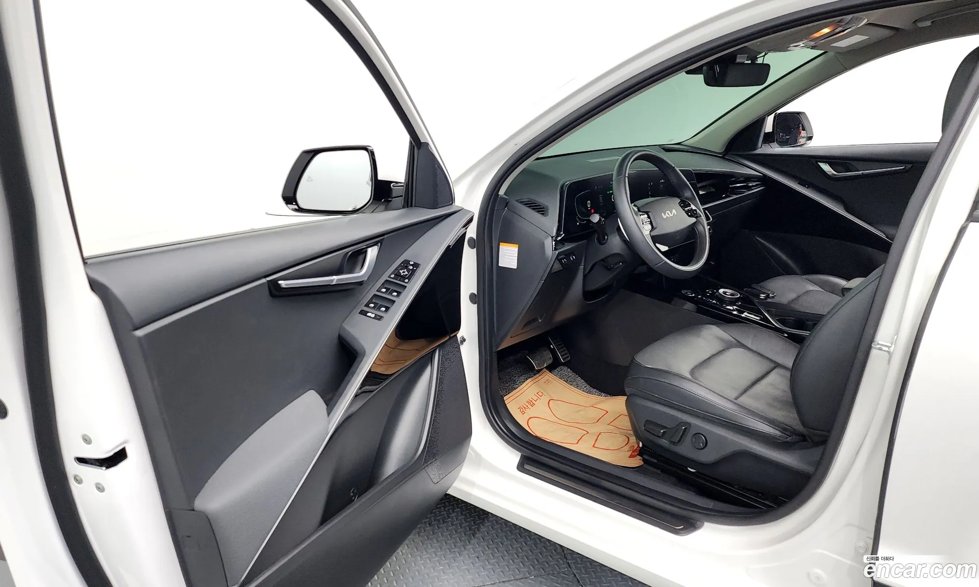 Kia Niro 2022 — 28