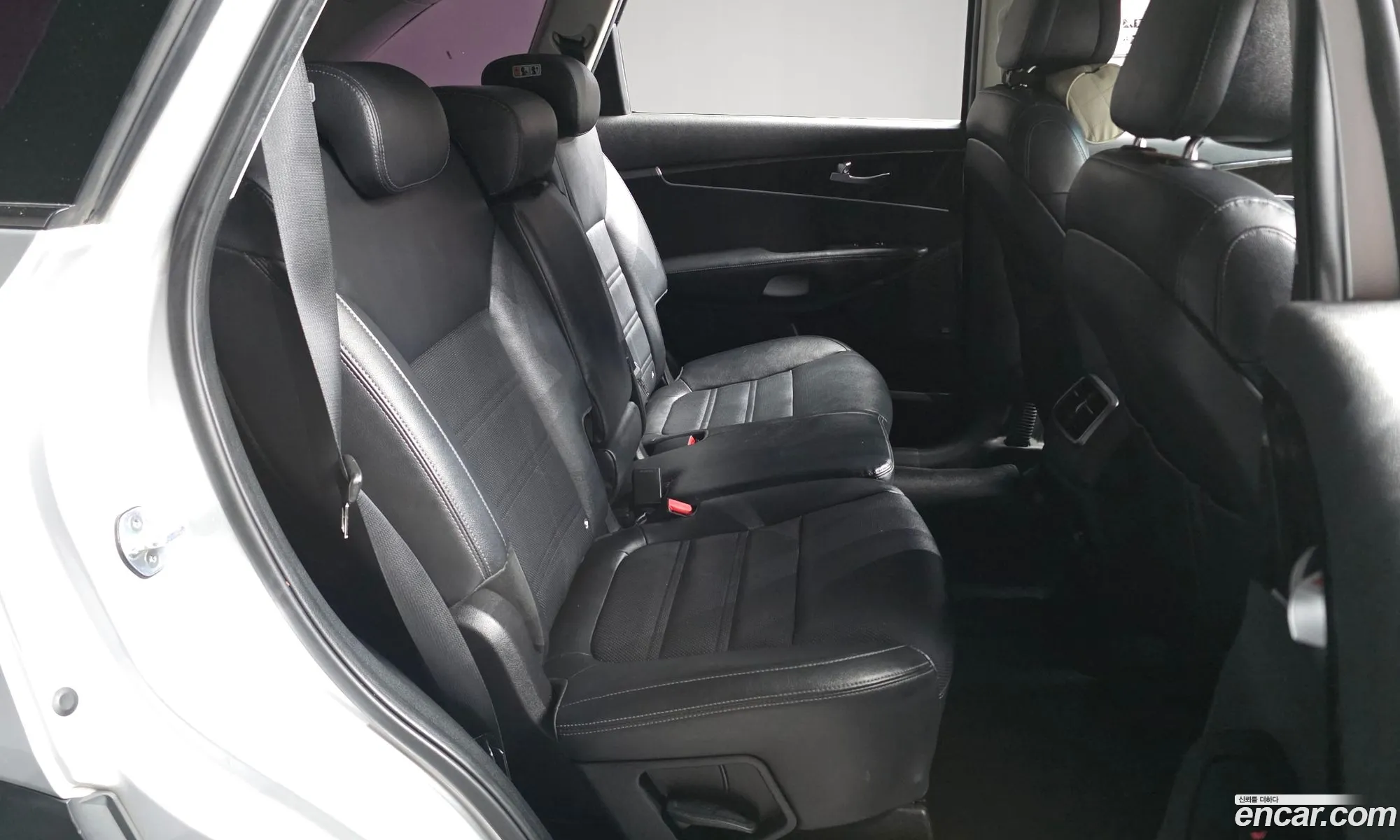 Kia Sorento 2016 — 16