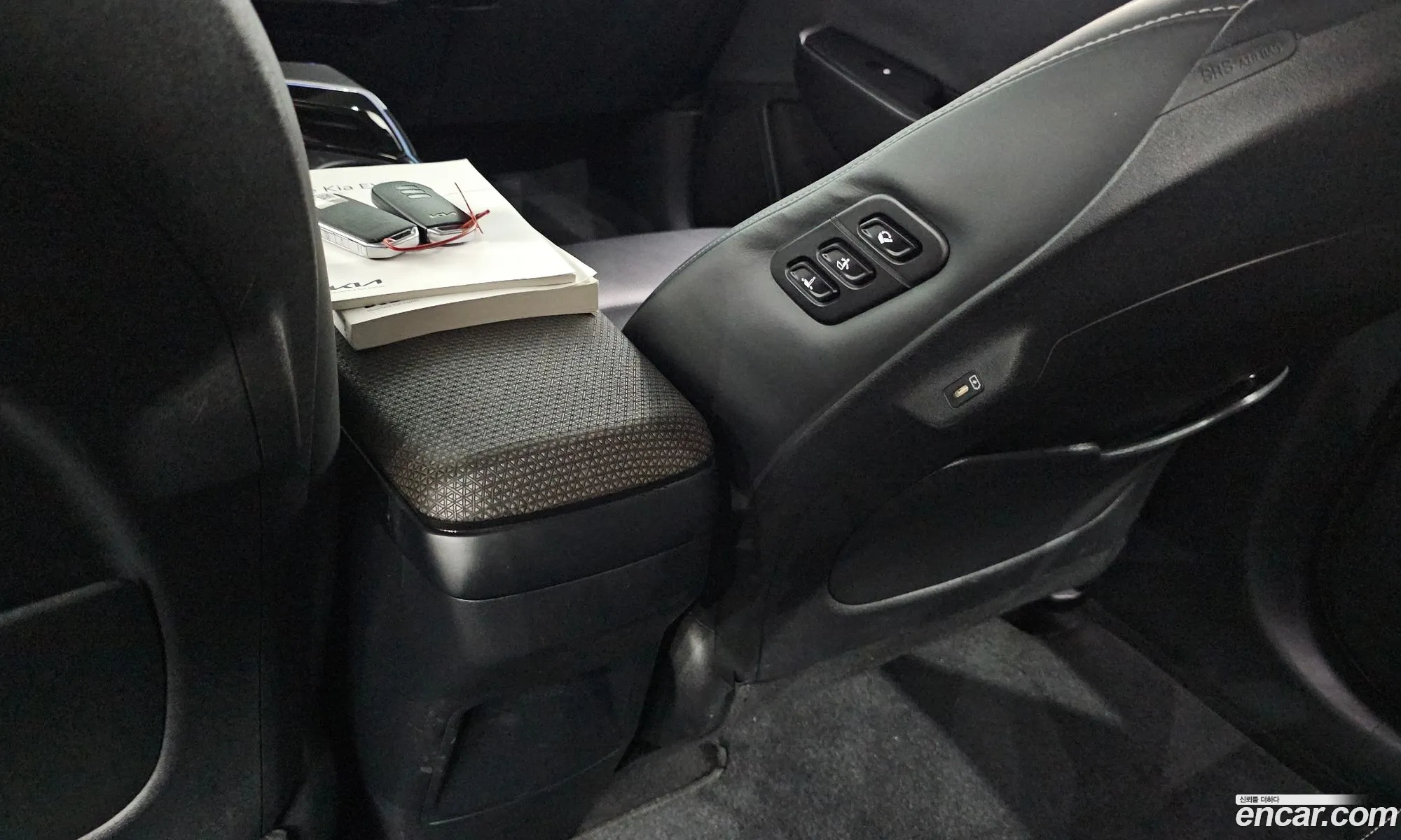 Kia EV6 2022 — 16