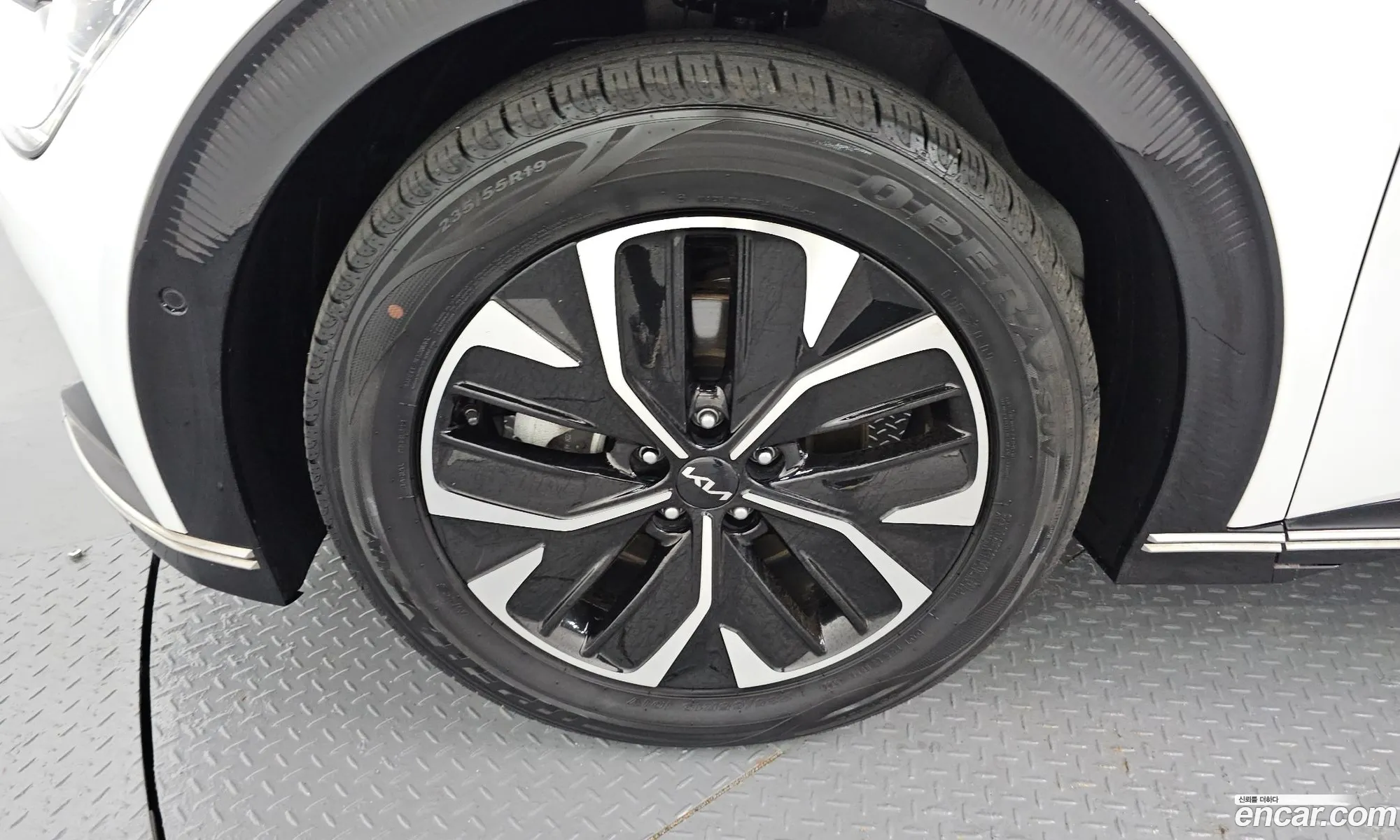 Kia EV6 2022 — 32