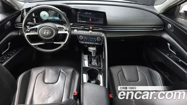 Hyundai Elantra 2021 — 4