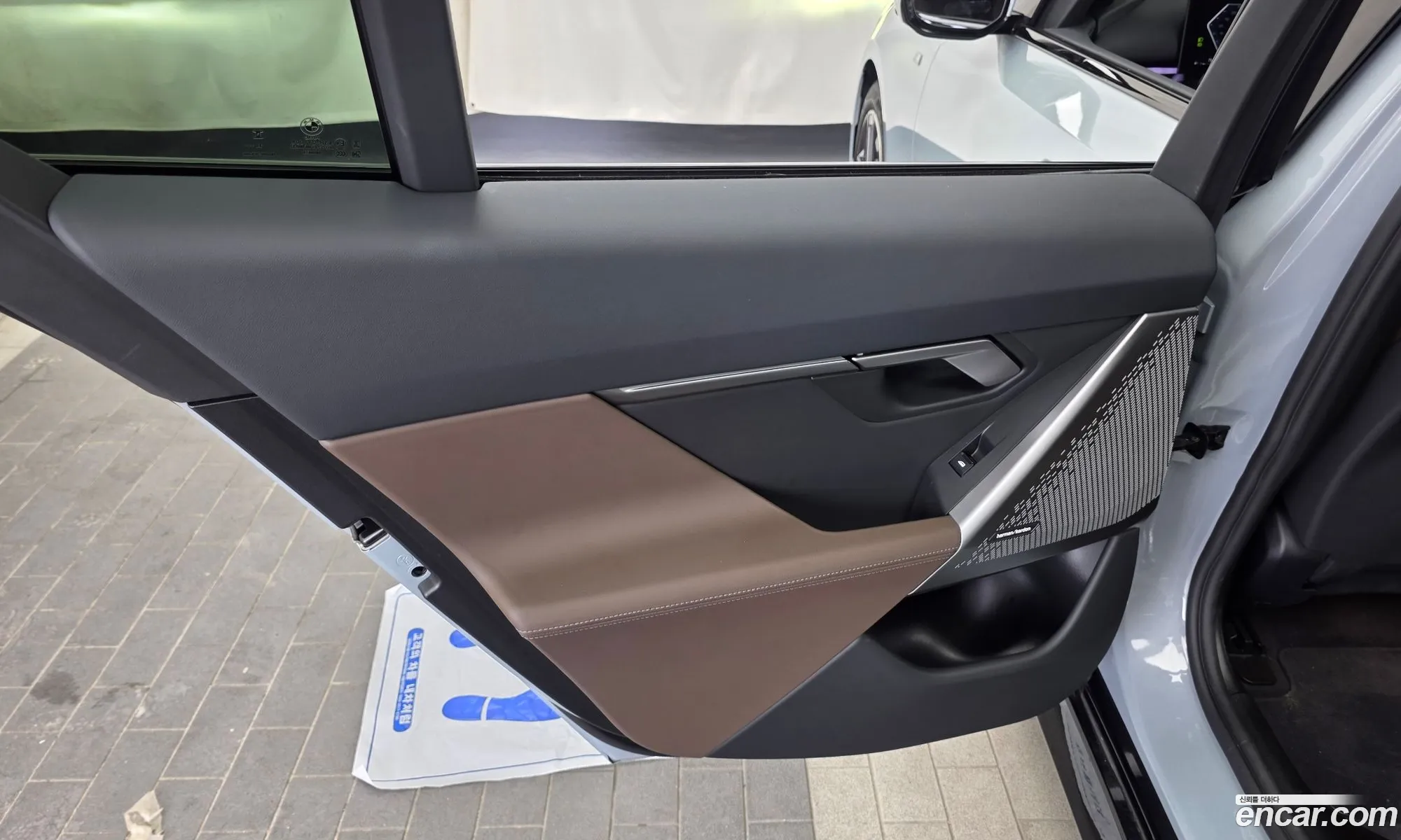 BMW 5 Series 2025 WBA41FL07SCU55830 — 28