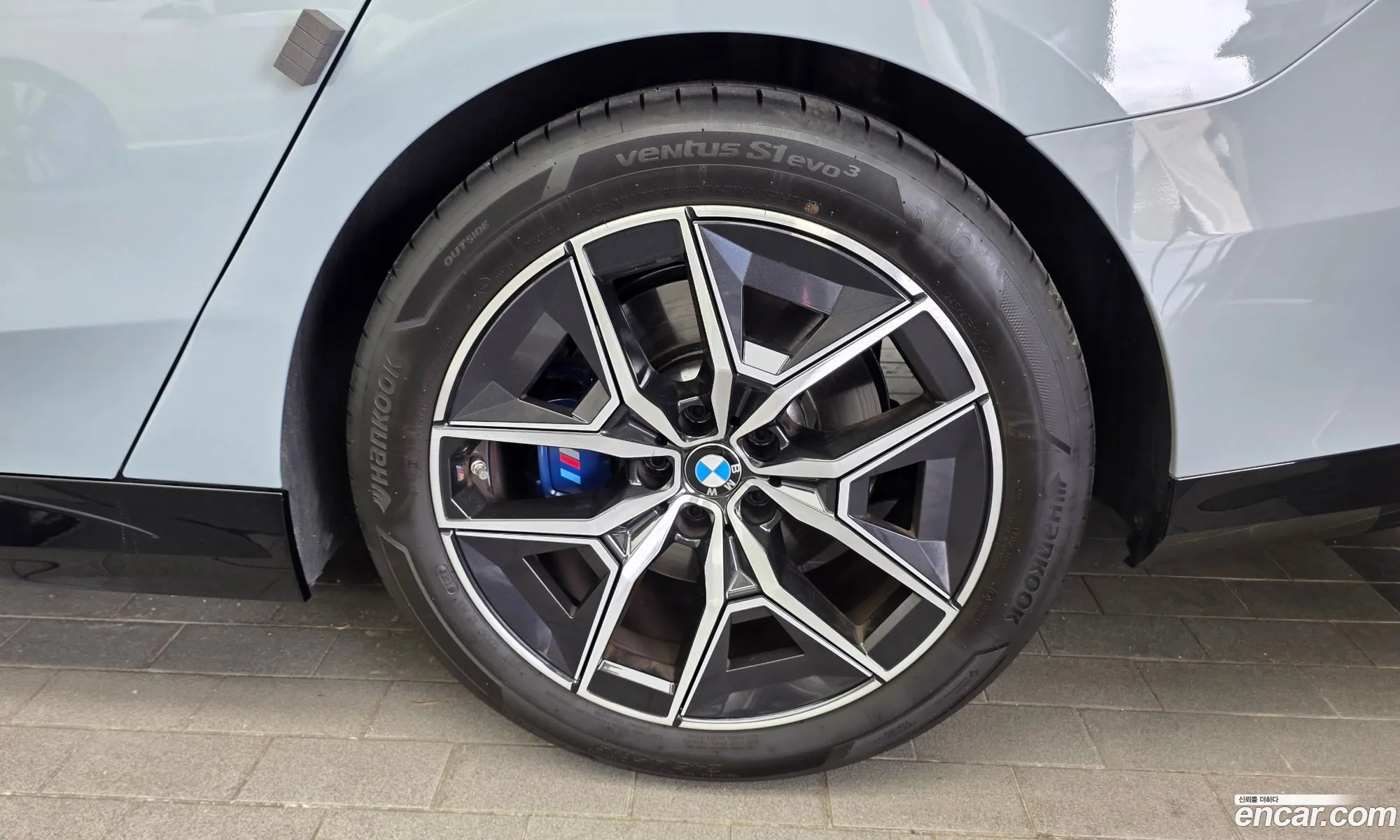 BMW 5 Series 2025 WBA41FL07SCU55830 — 6