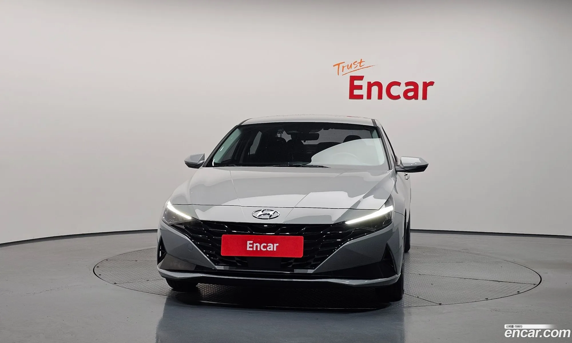 Hyundai Elantra 2020 — 12