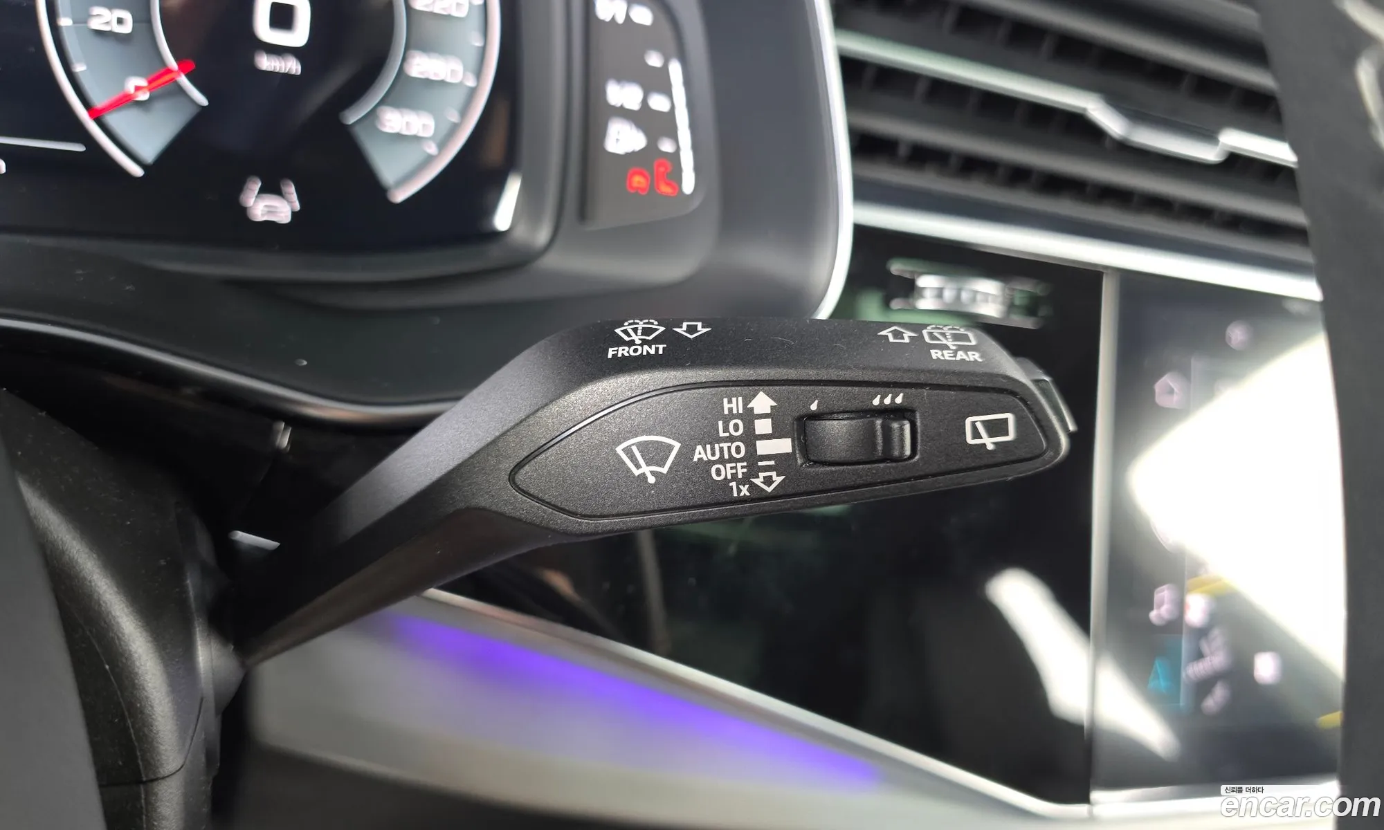Audi Q7 2022 WAUZZZ4M2ND026076 — 28