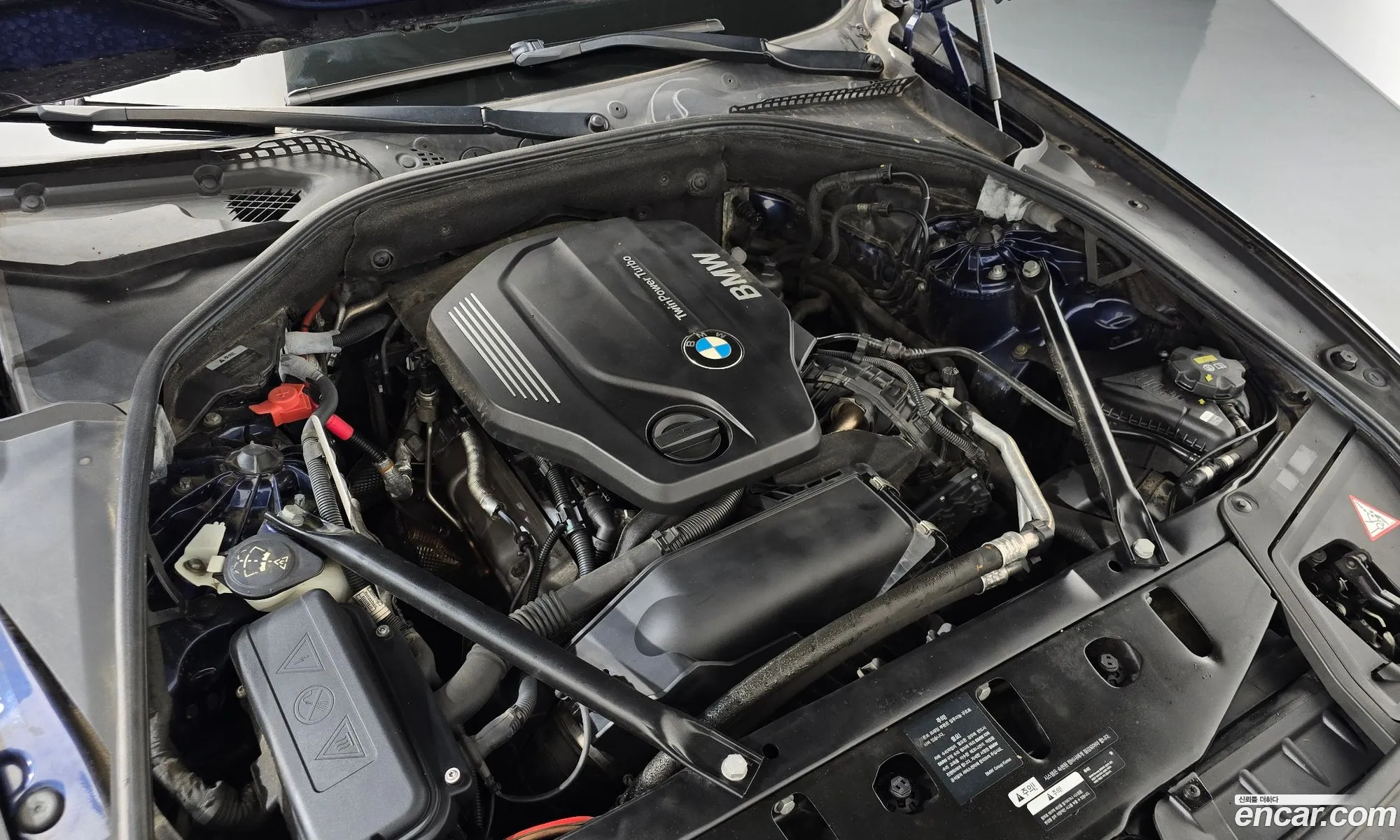 BMW 5 Series 2016 WBA5E7109GG159144 — 19