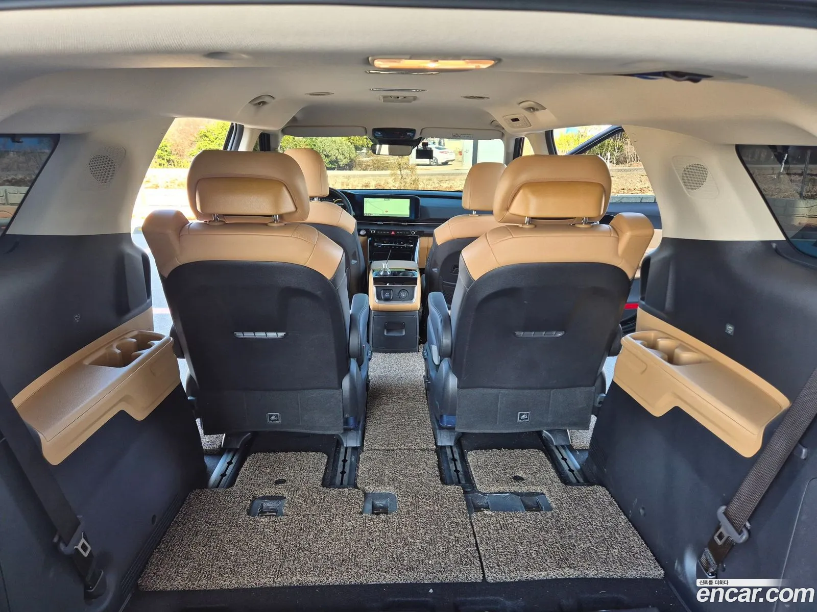 Kia Carnival 2023 — 20