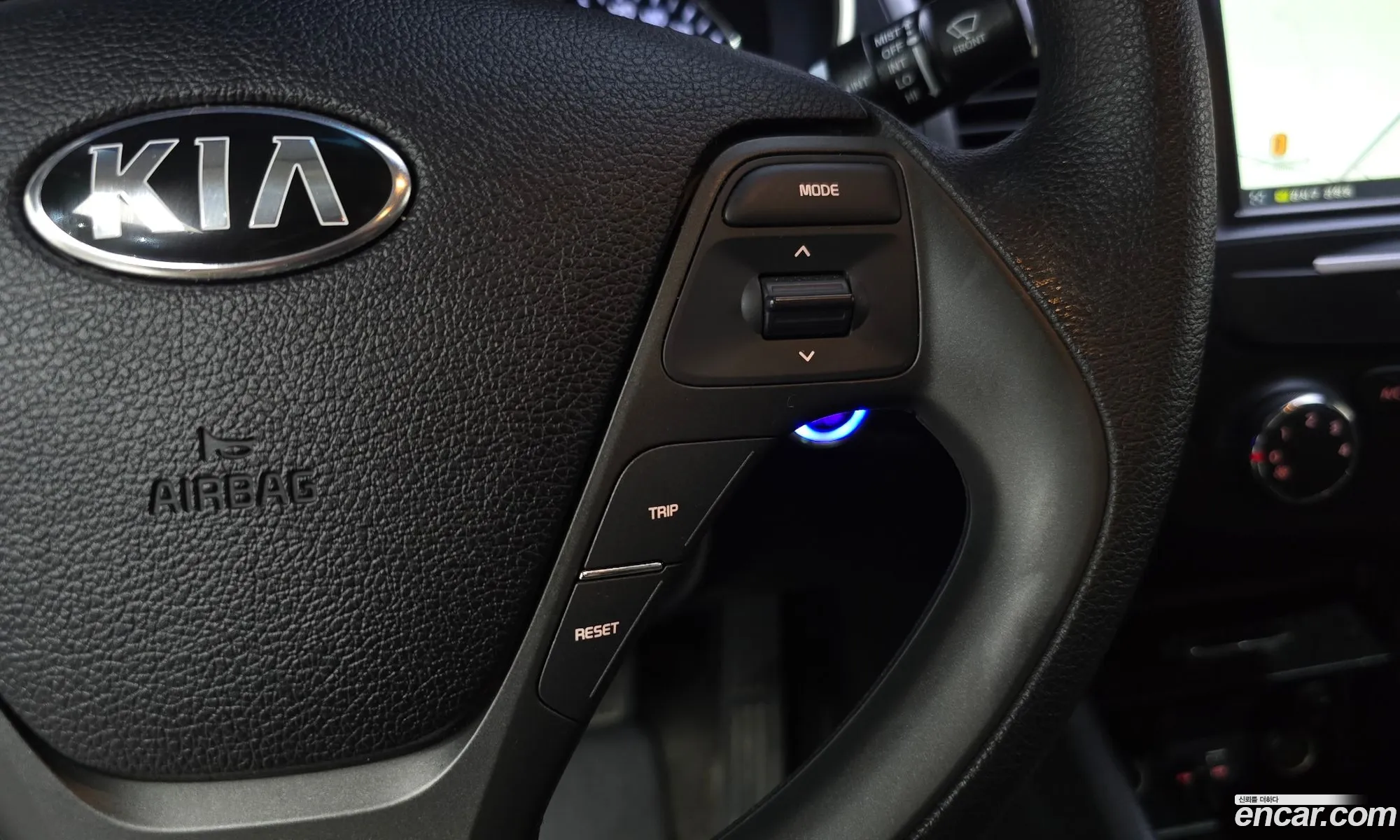 Kia K3 2015 — 4