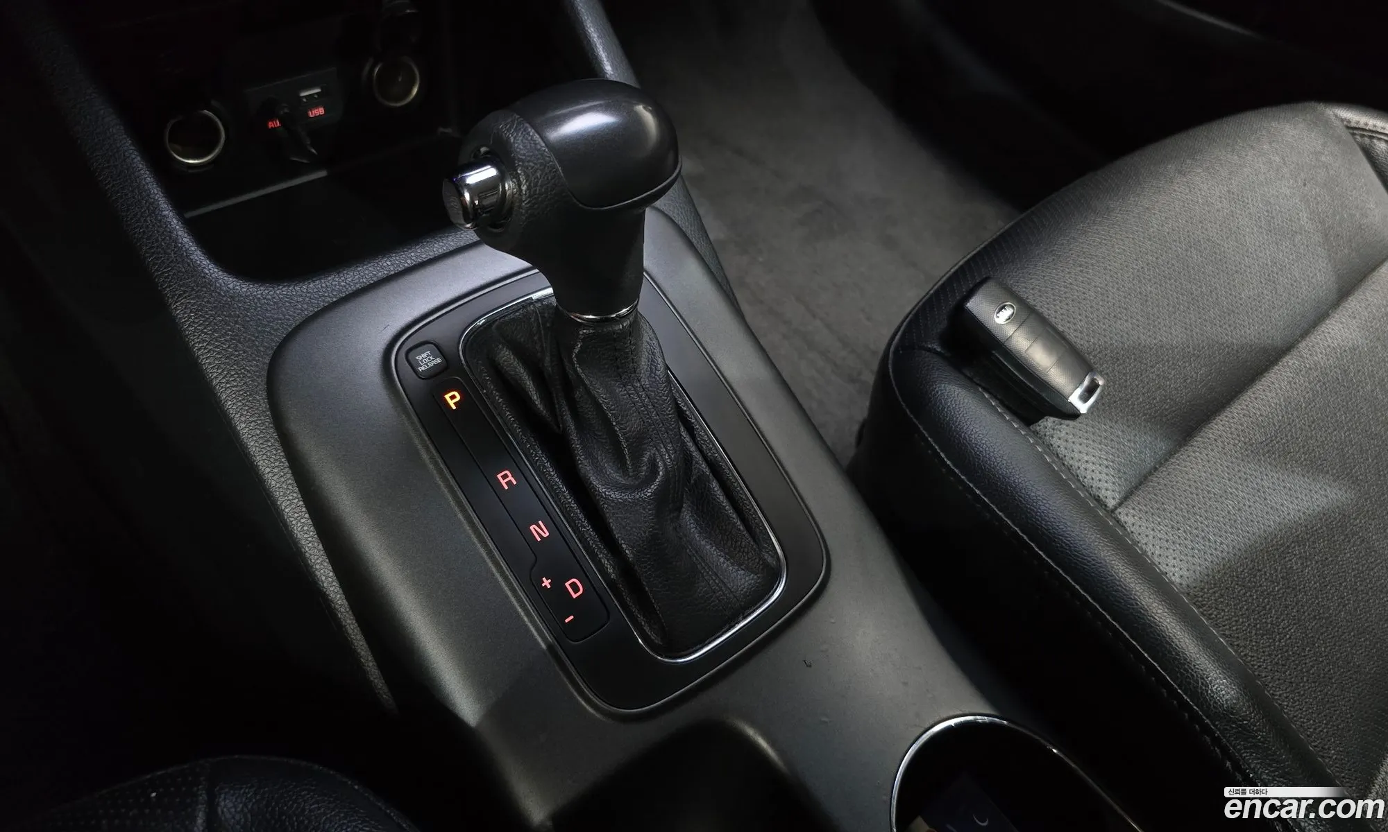 Kia K3 2015 — 8