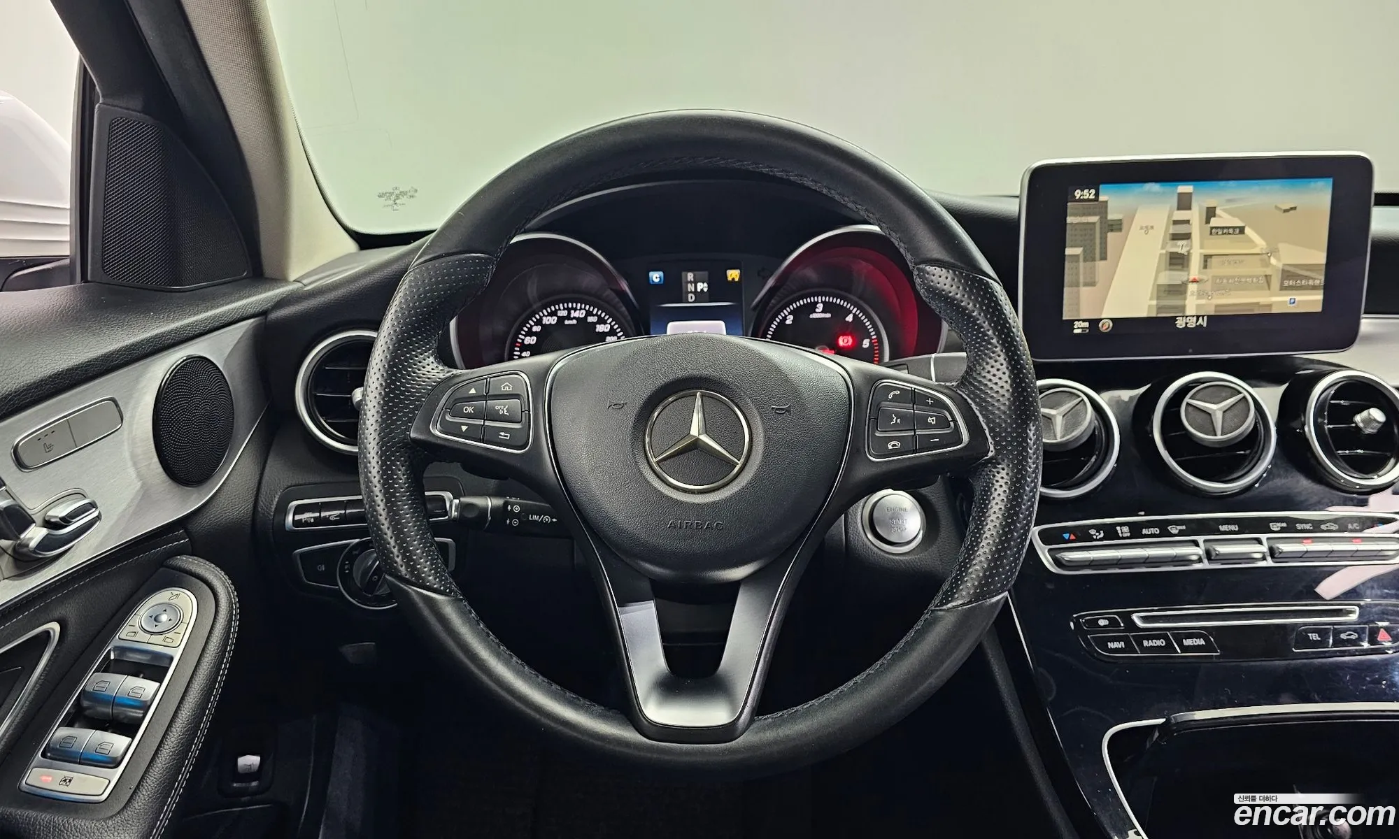 Mercedes-Benz C-Class W205 2015 WDDWF0FB8GF274786 — 18