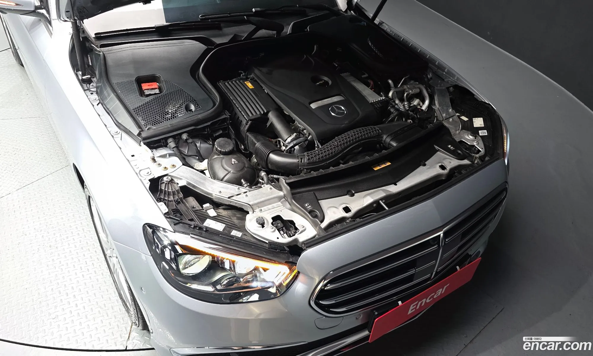 Mercedes-Benz E-Class W213 2022 — 26