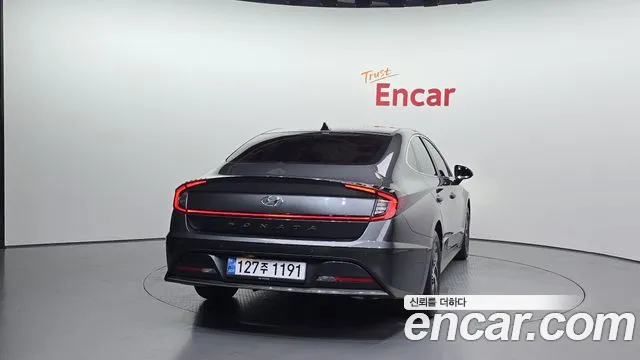 Hyundai Sonata Hybrid 2021 — 3
