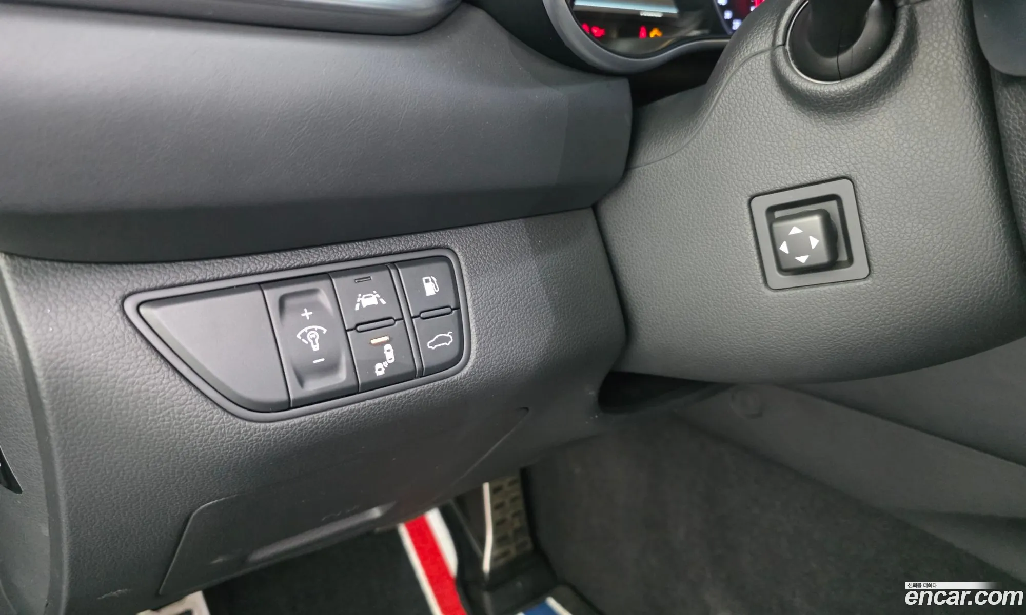 Genesis G70 2018 — 13