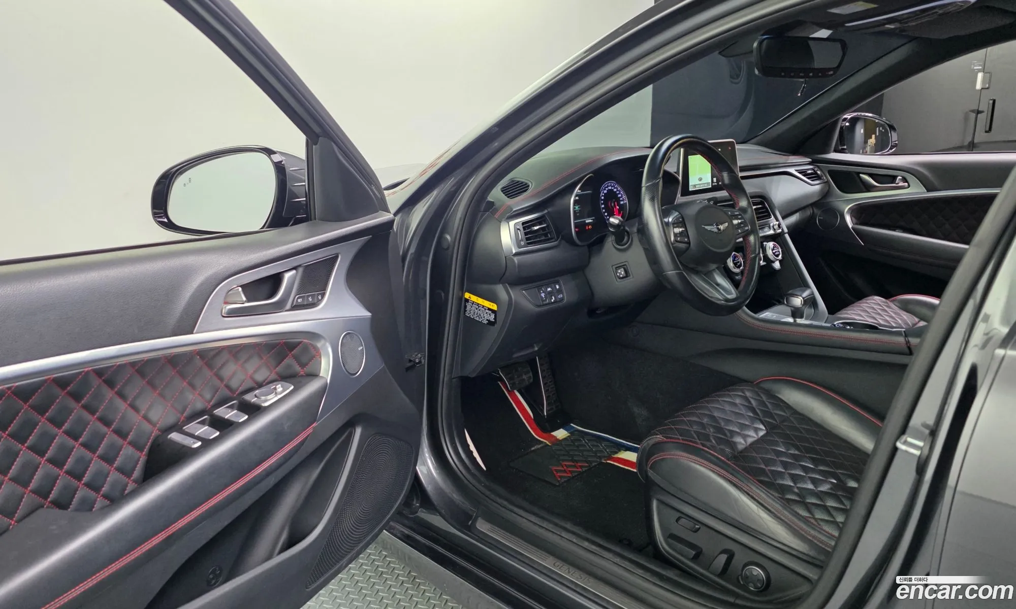 Genesis G70 2018 — 17