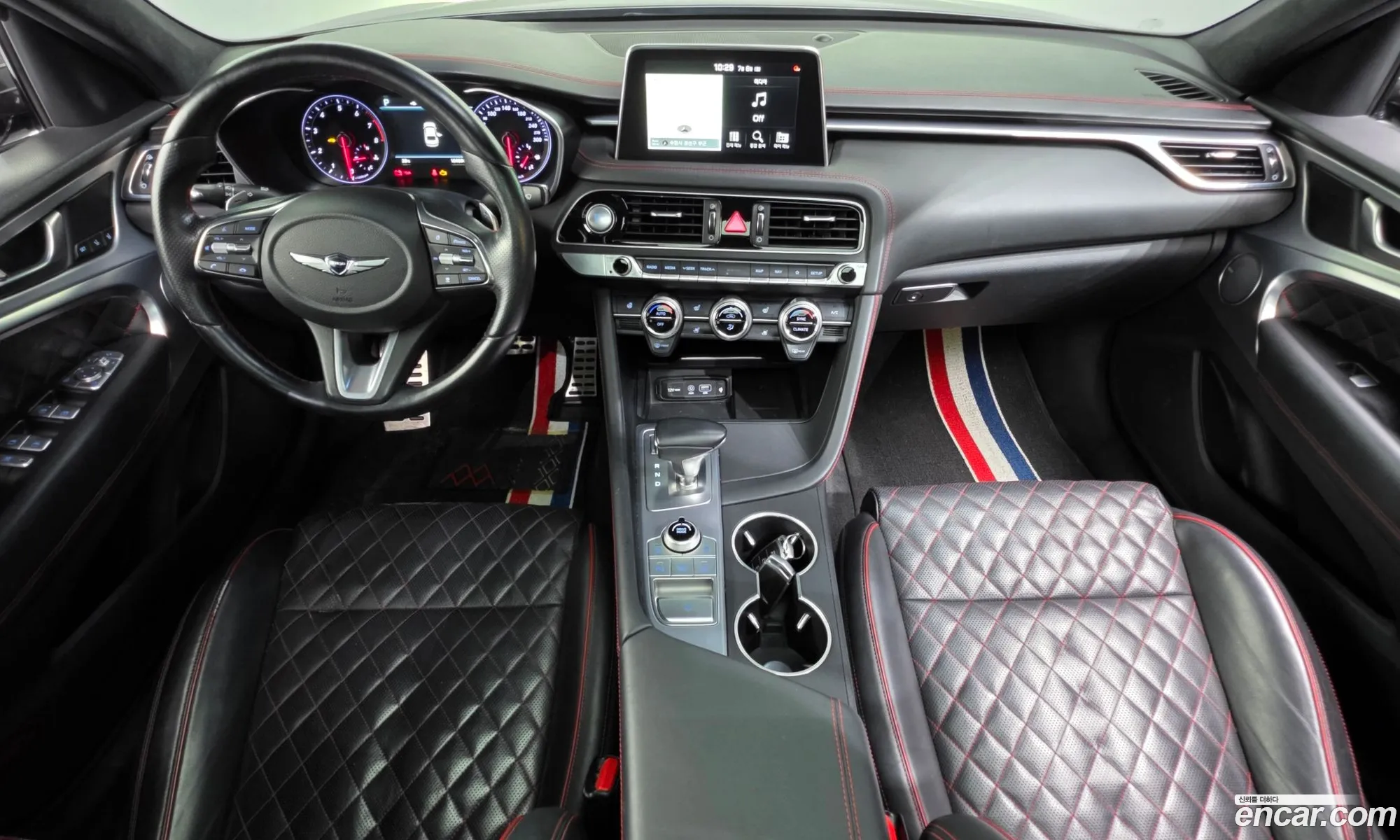 Genesis G70 2018 — 33