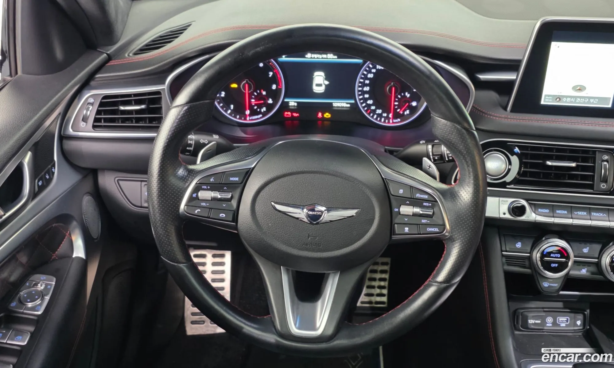 Genesis G70 2018 — 26