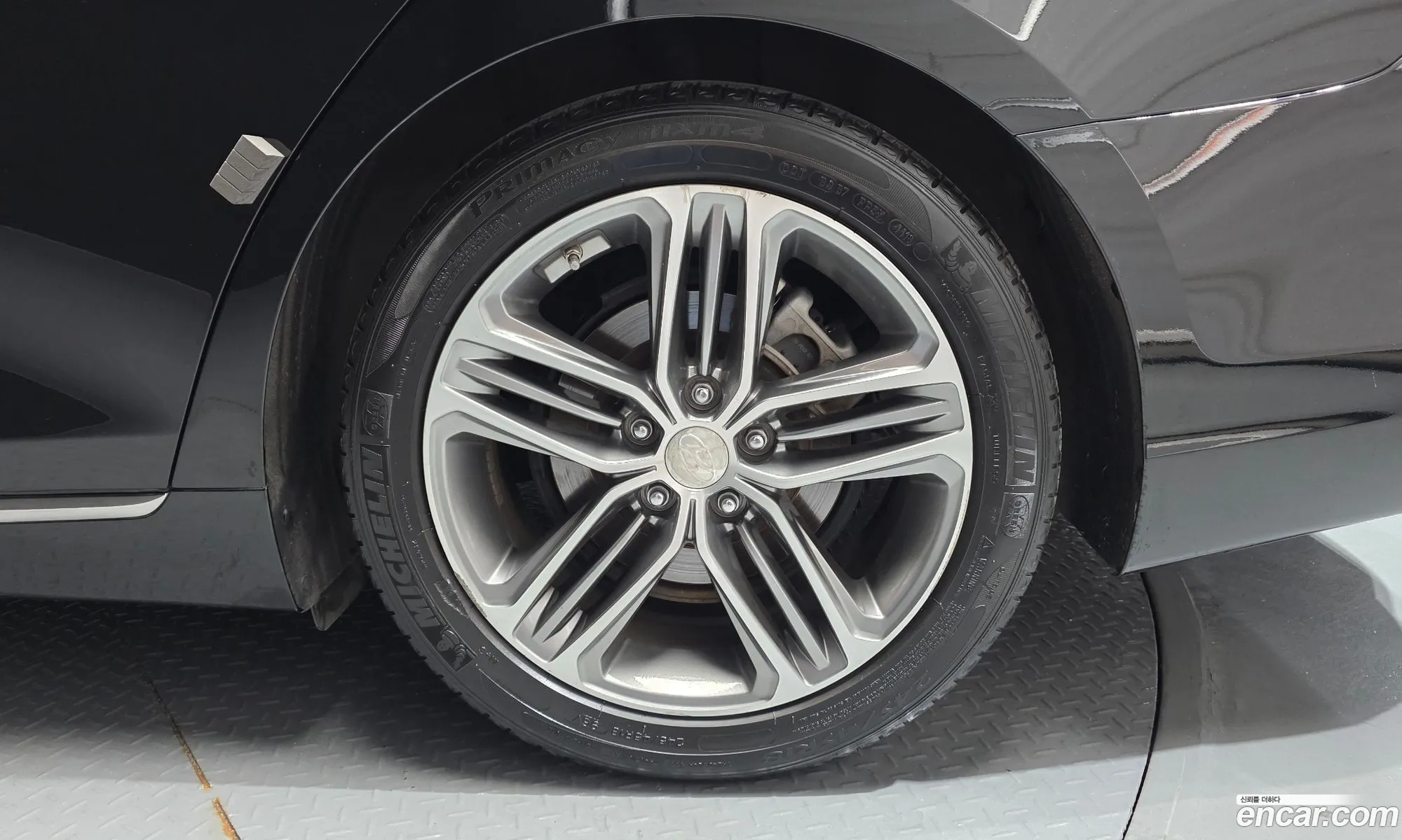 Hyundai Grandeur IG 2018 — 12